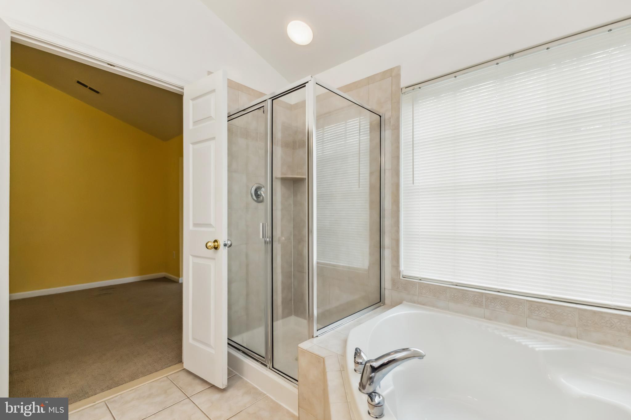 RIVER OAKS - Residential Lease