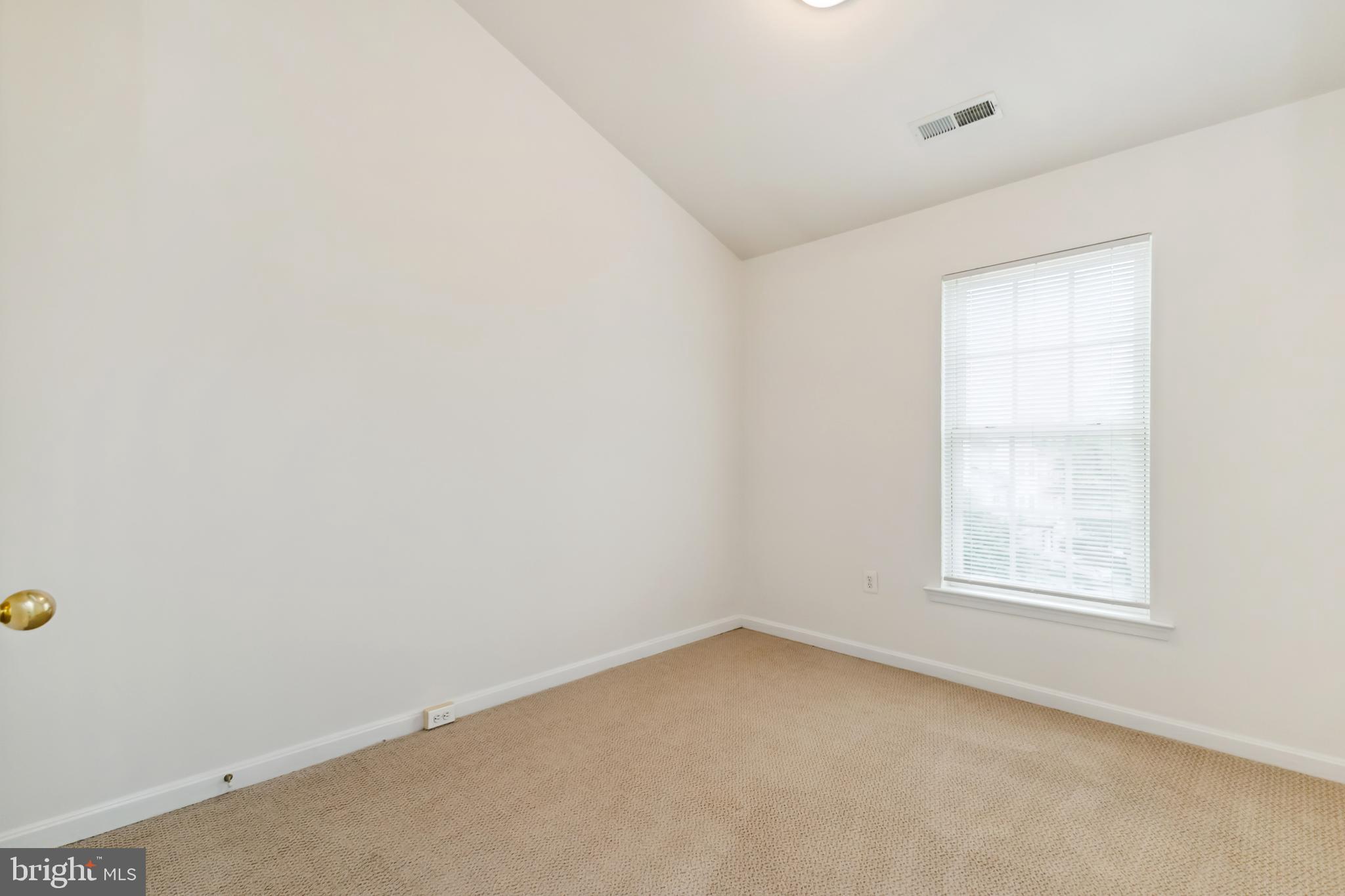 RIVER OAKS - Residential Lease