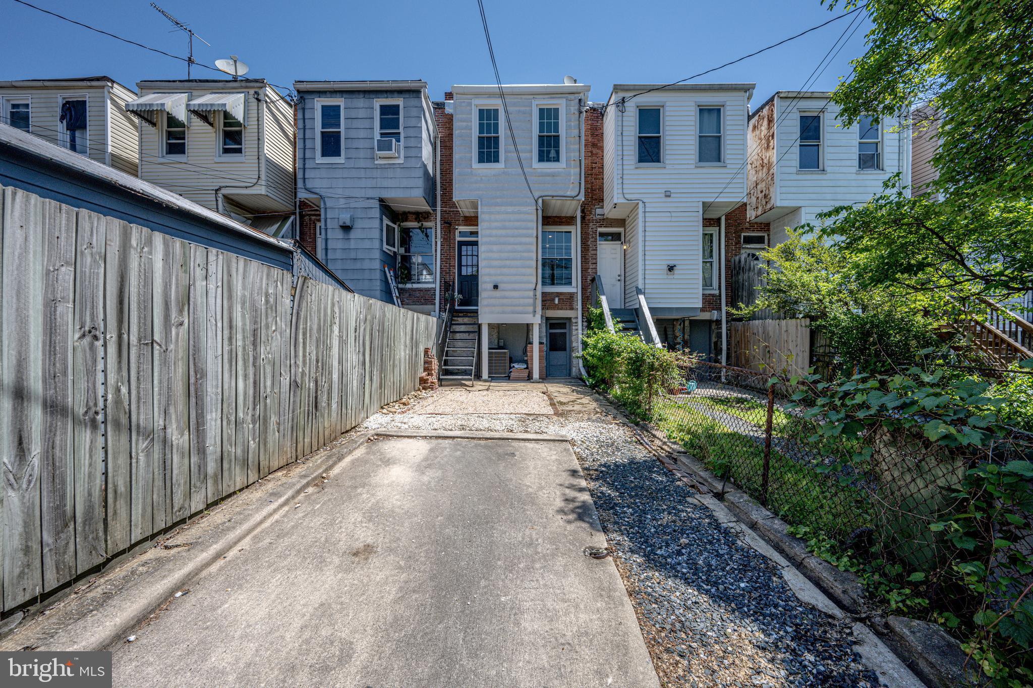 HAMPDEN HISTORIC DISTRICT - Residential
