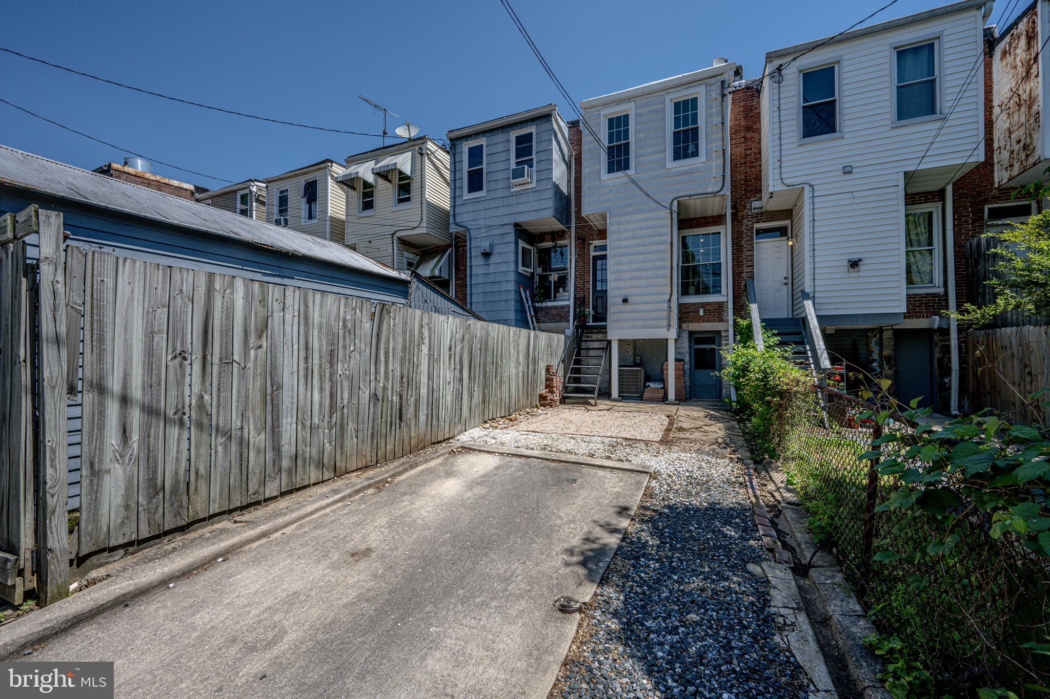 HAMPDEN HISTORIC DISTRICT - Residential