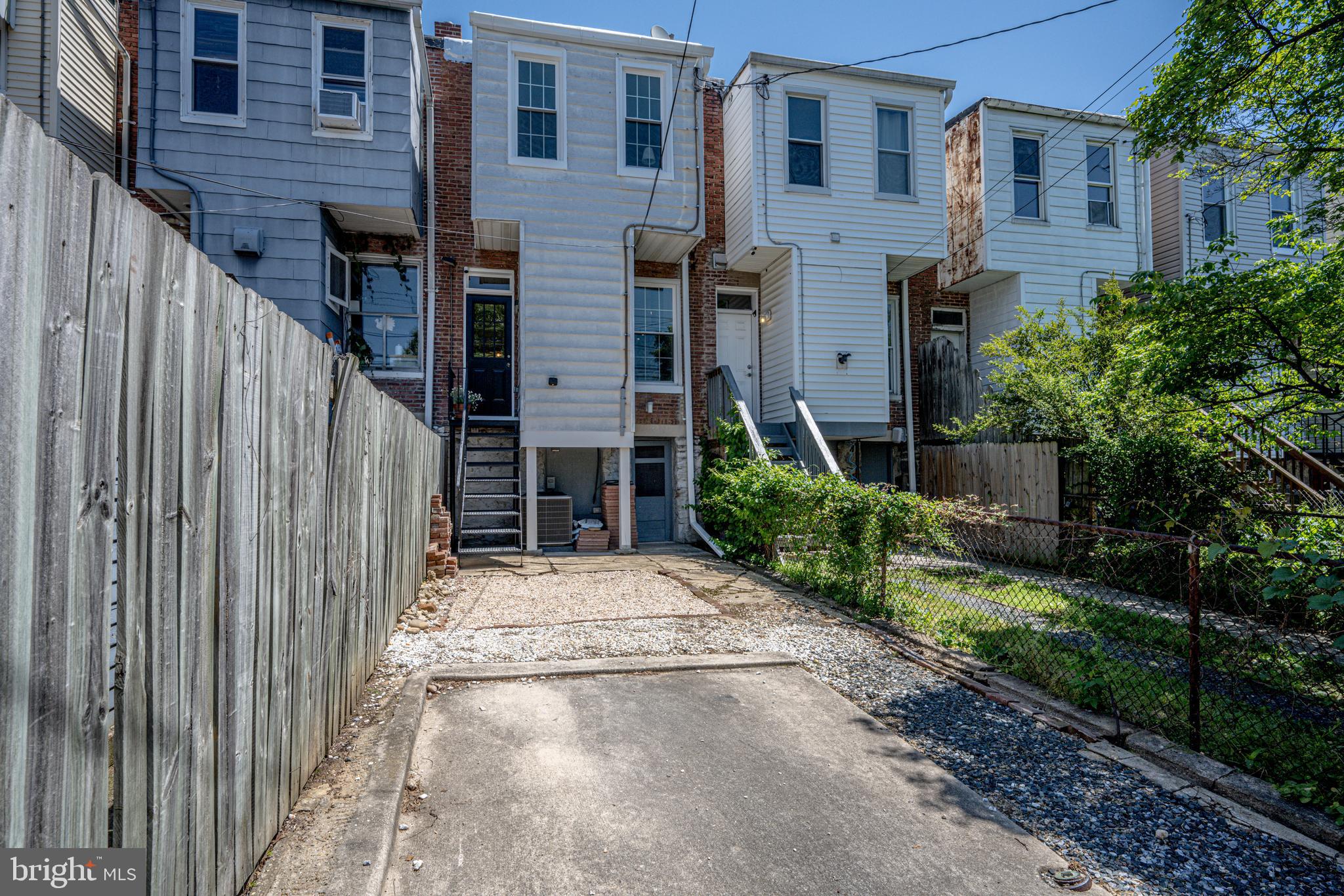 HAMPDEN HISTORIC DISTRICT - Residential
