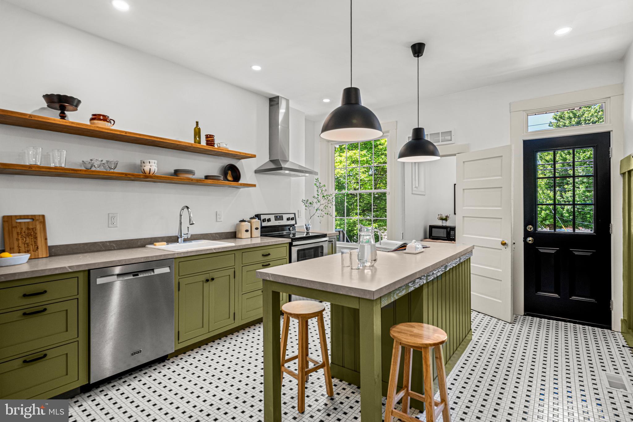 HAMPDEN HISTORIC DISTRICT - Residential