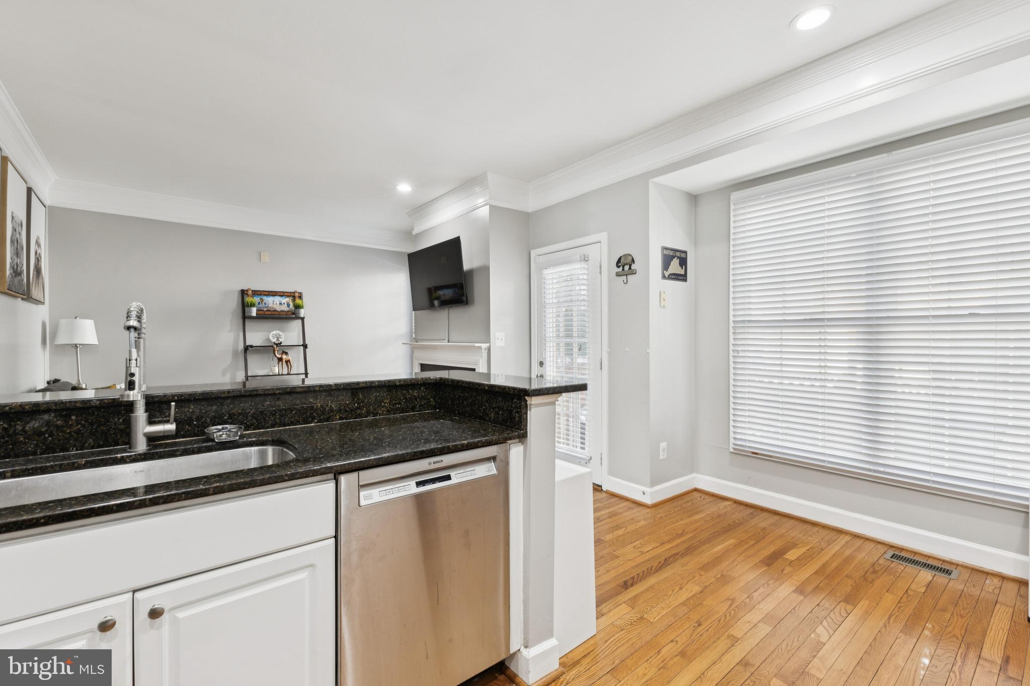 STONEGATE - Residential