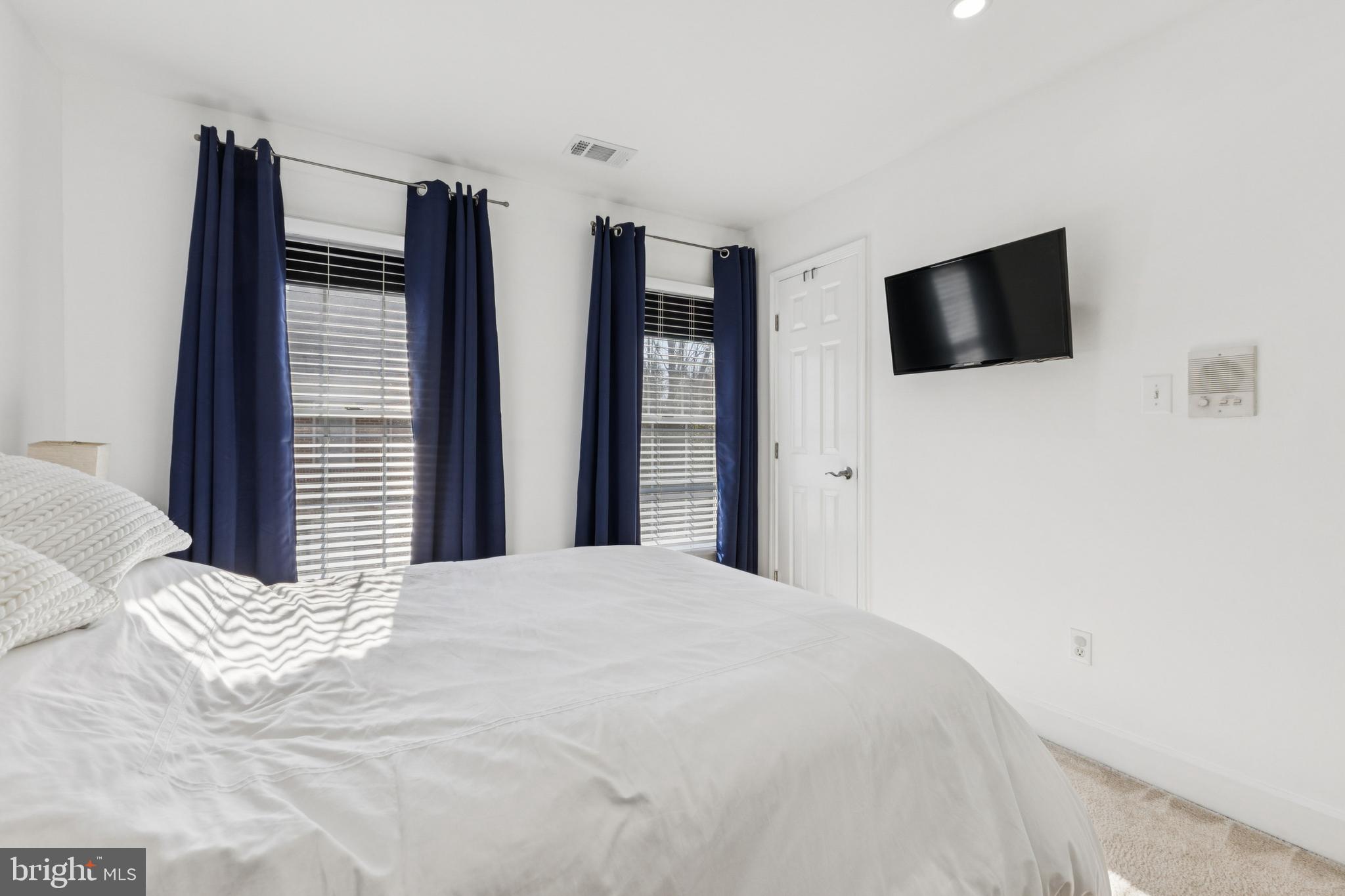 STONEGATE - Residential