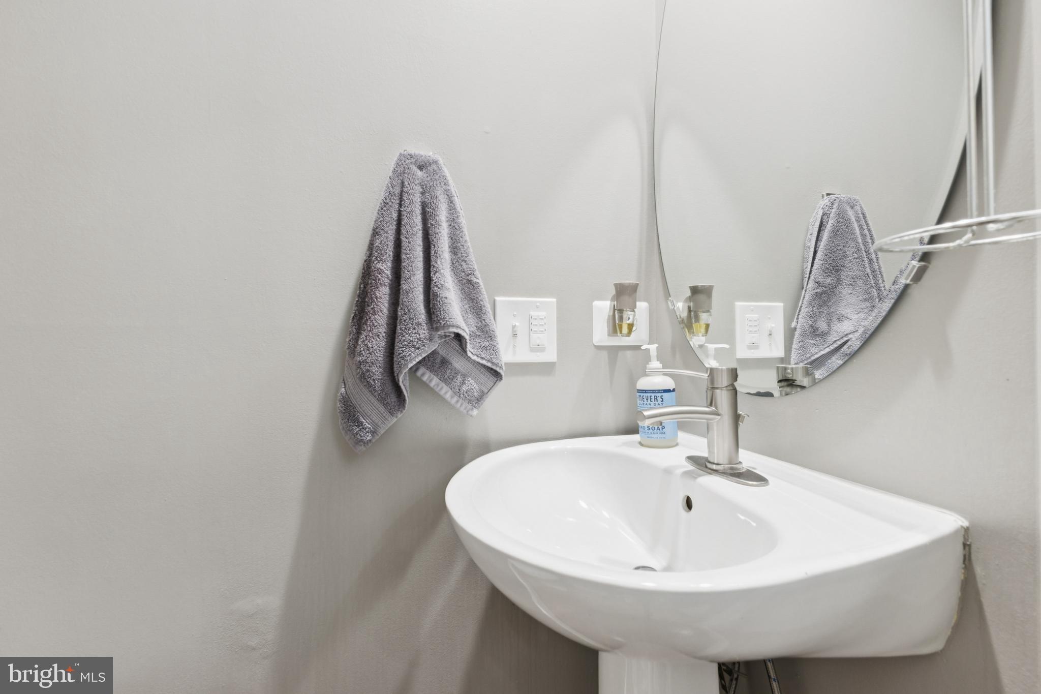 STONEGATE - Residential