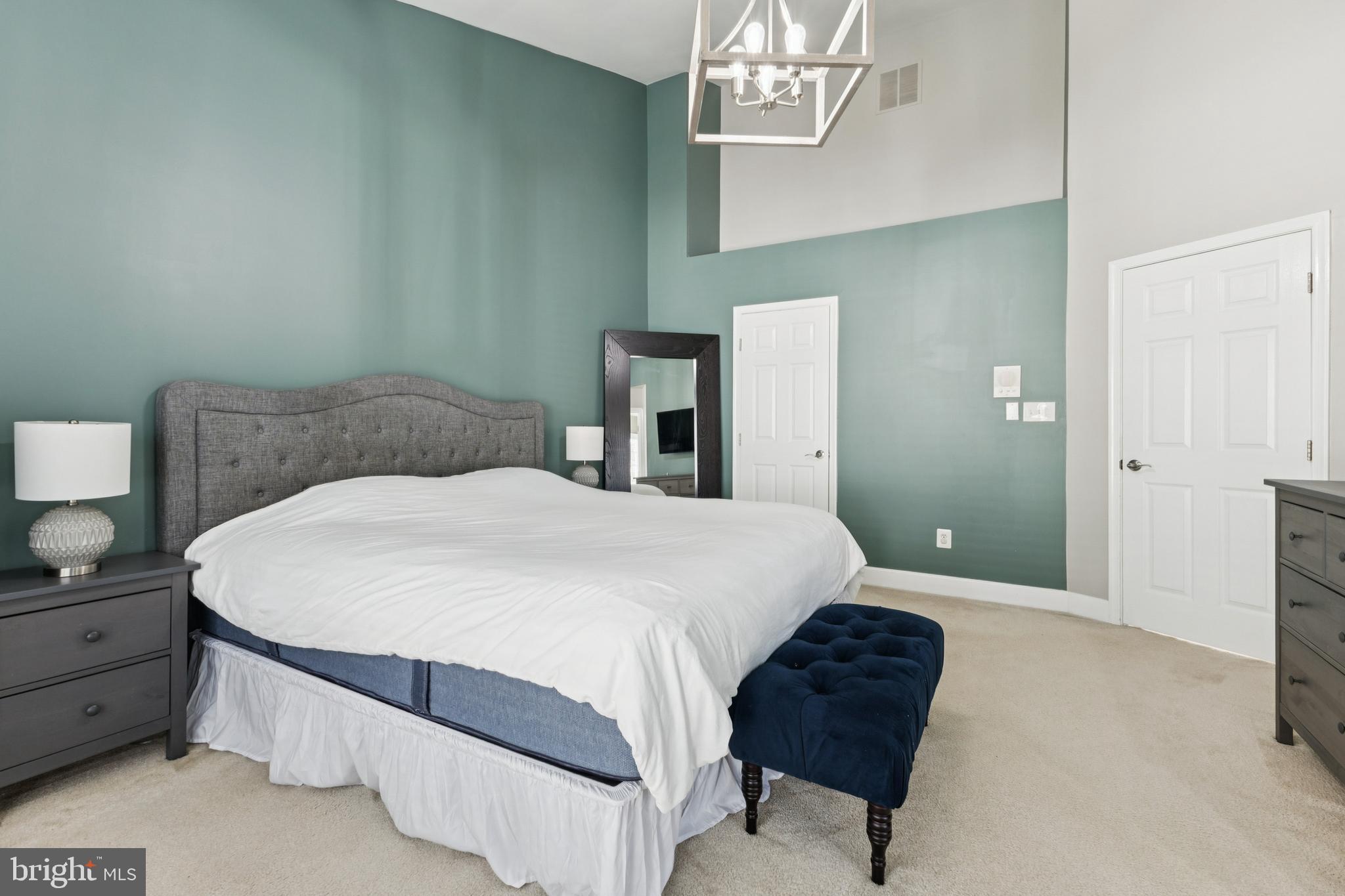 STONEGATE - Residential