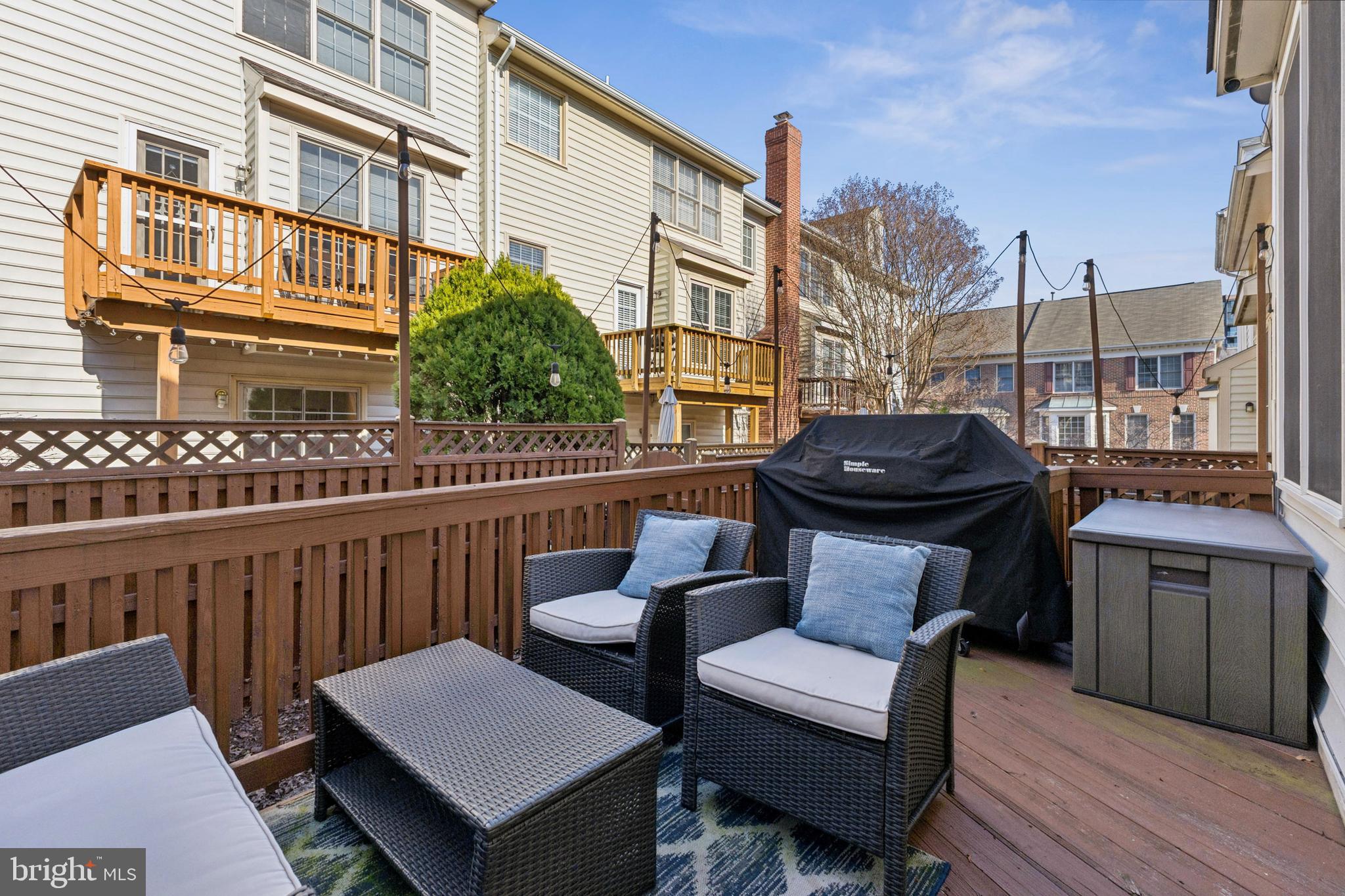 STONEGATE - Residential