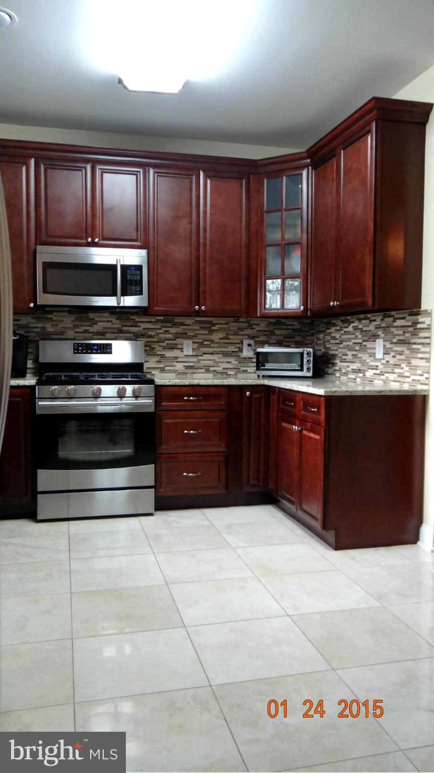 RIVER OAKS - Residential