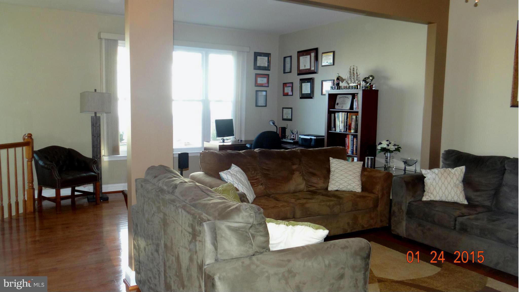 RIVER OAKS - Residential