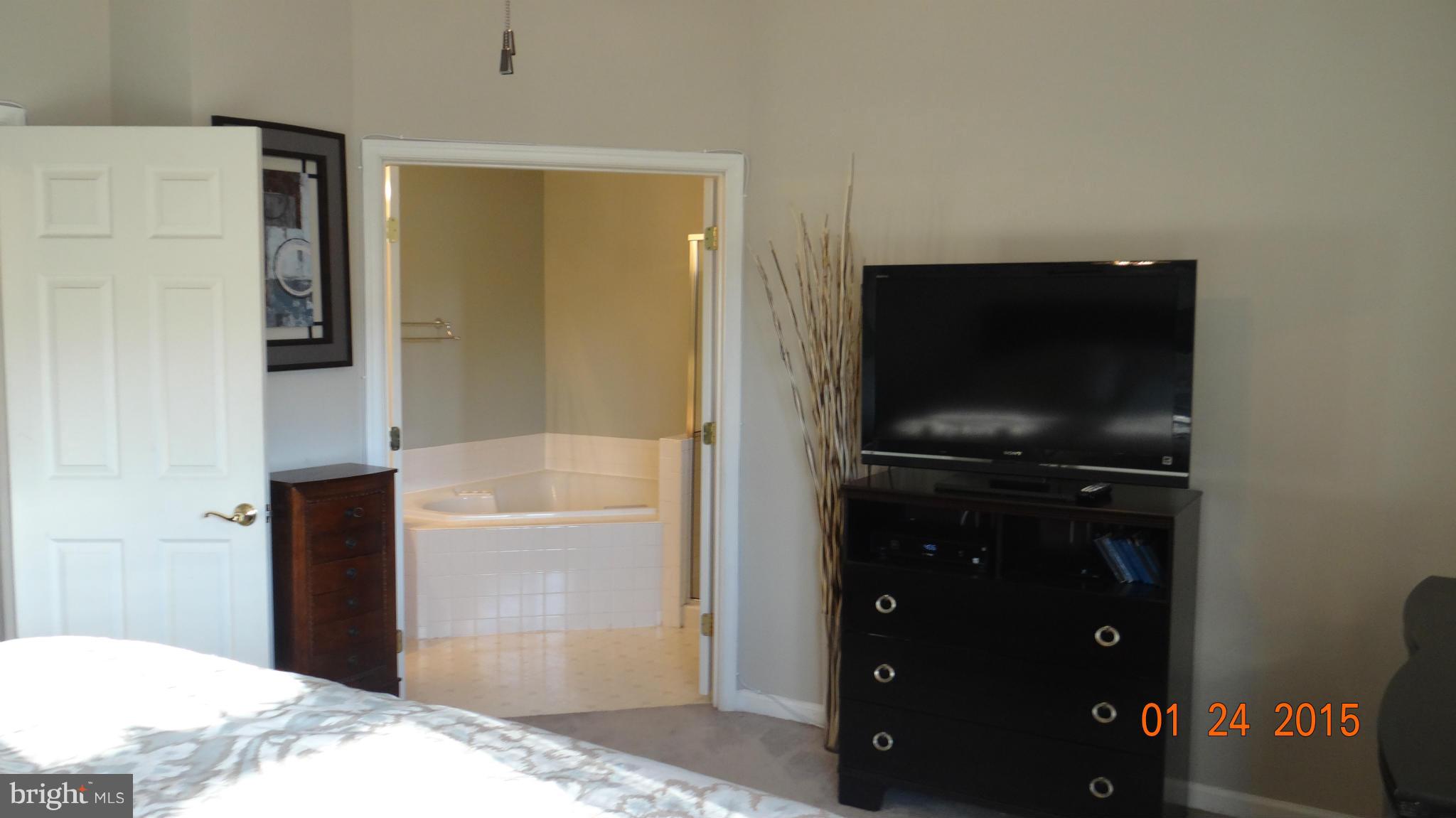 RIVER OAKS - Residential