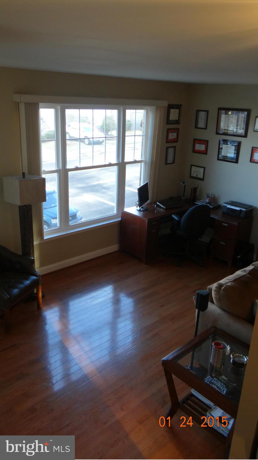 RIVER OAKS - Residential