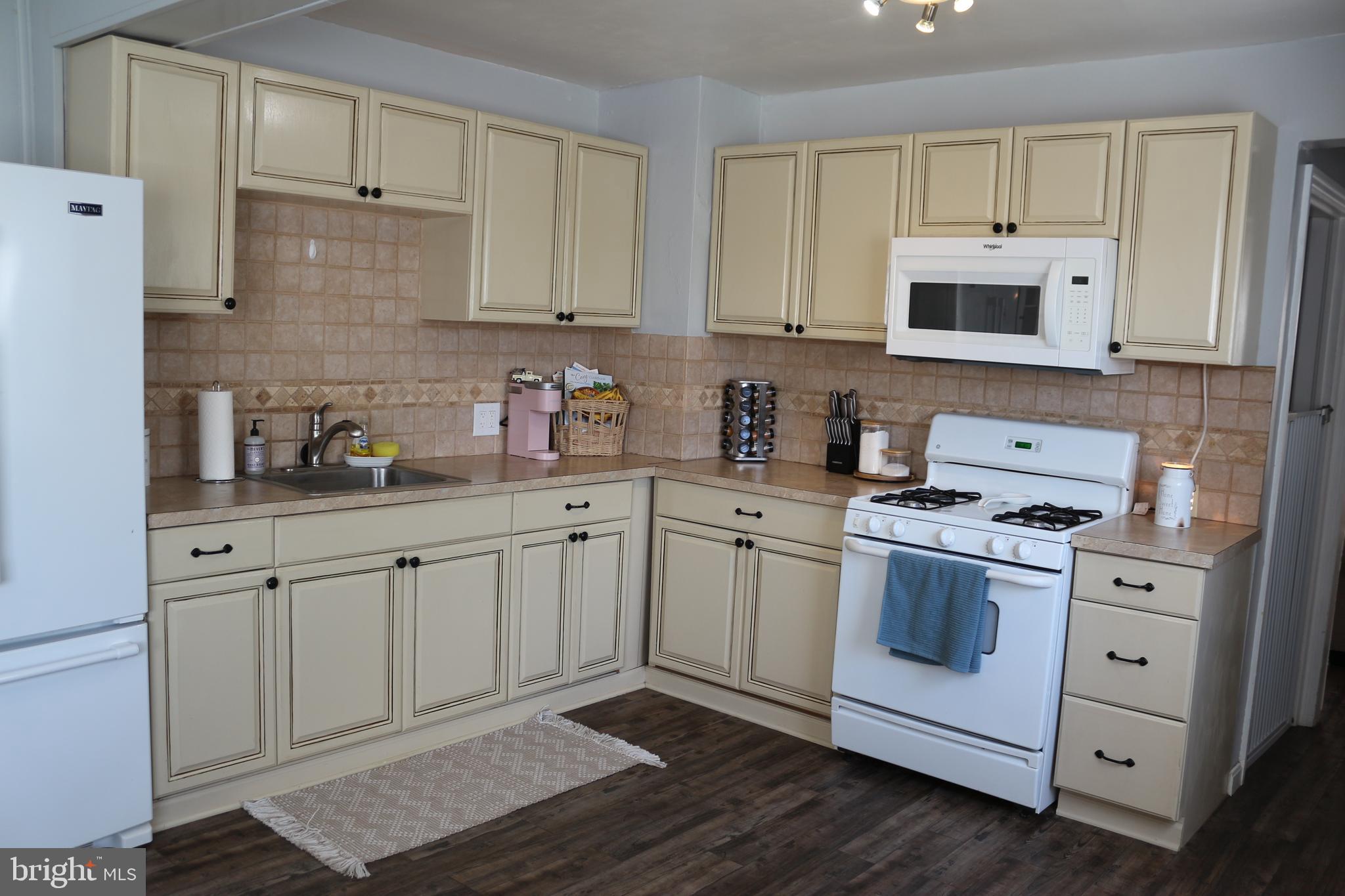 HAMILTON PARK - Residential