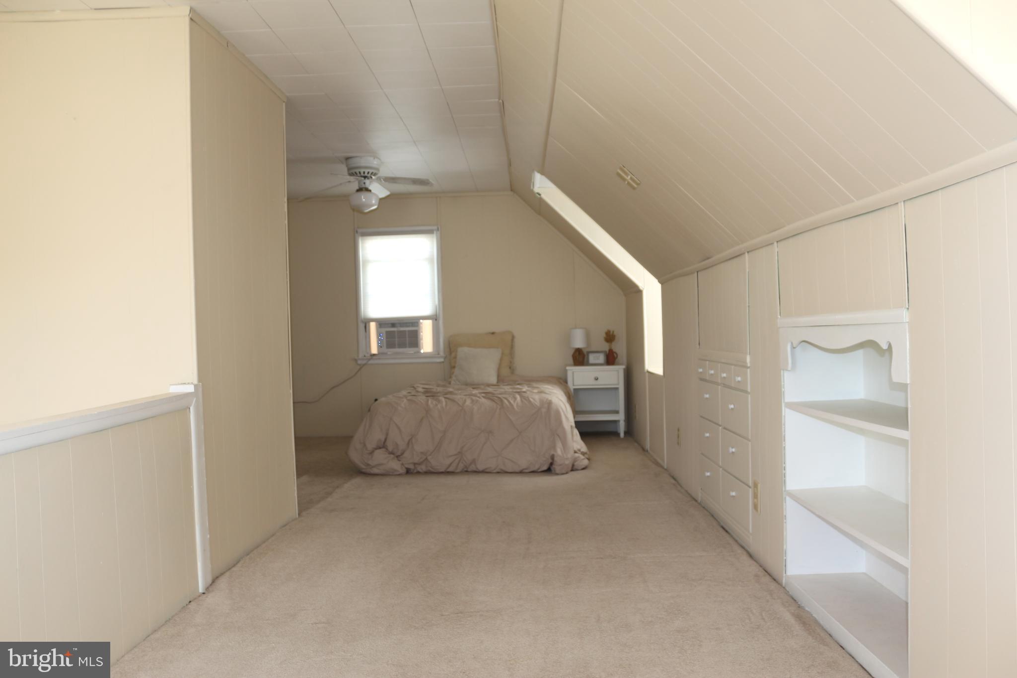 HAMILTON PARK - Residential