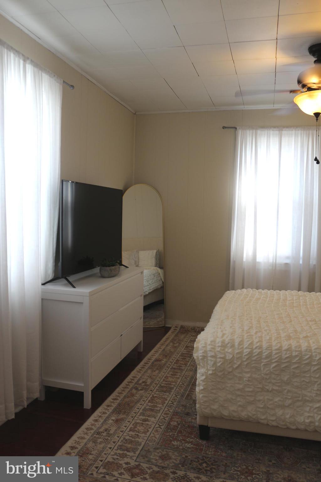 HAMILTON PARK - Residential