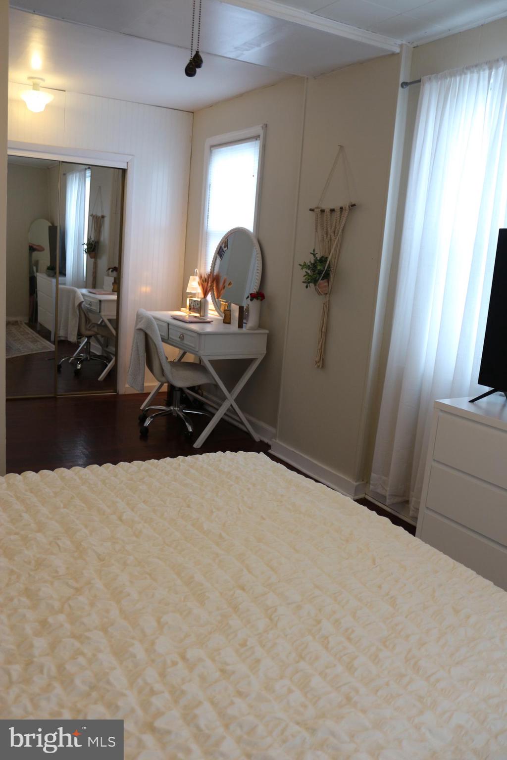 HAMILTON PARK - Residential