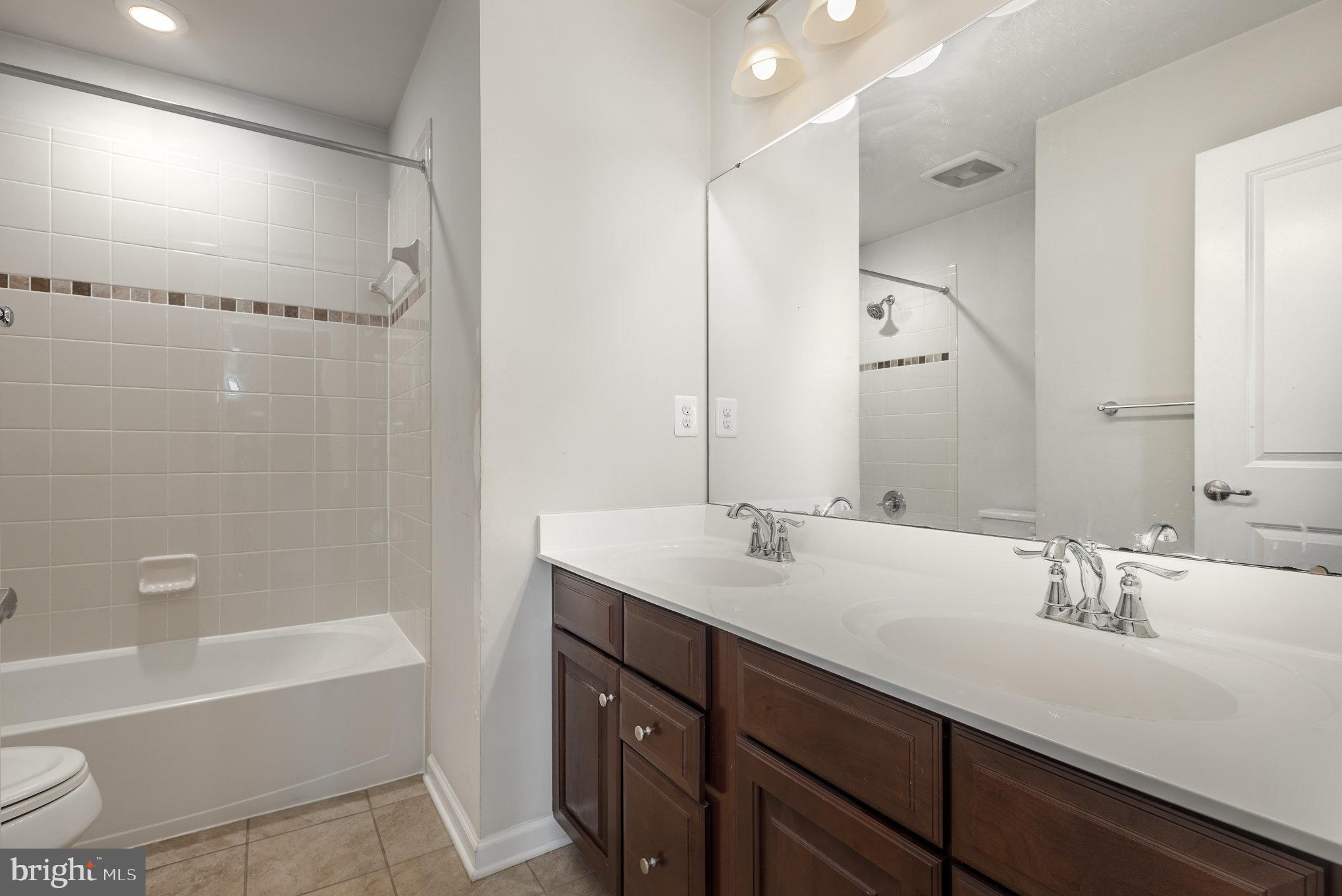 CHANCELLOR CROSSING - Residential Lease