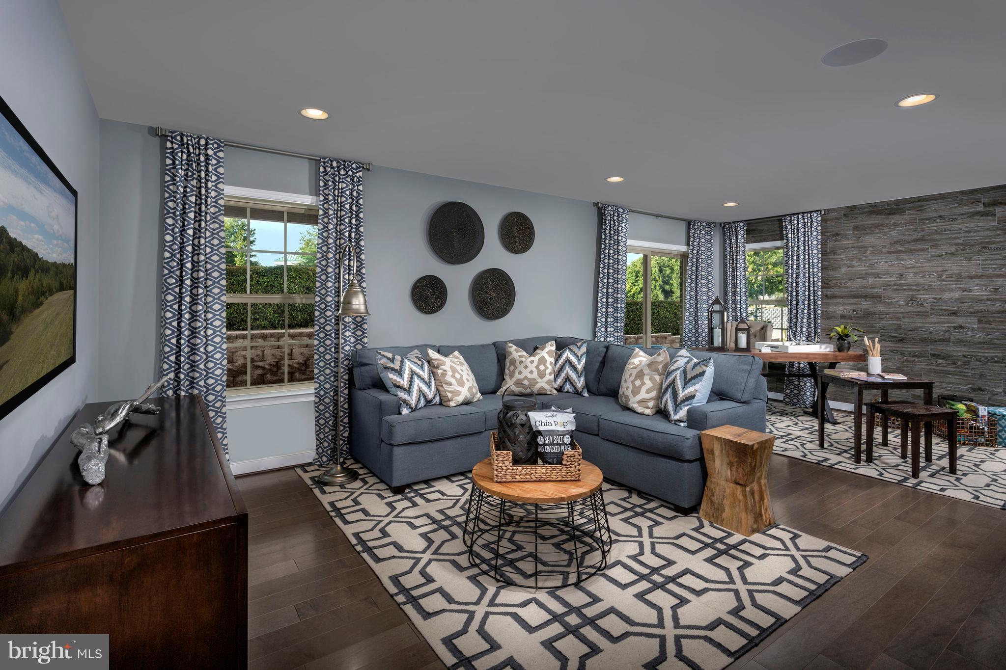 CHAPEL CREEK VILLAGE - Residential