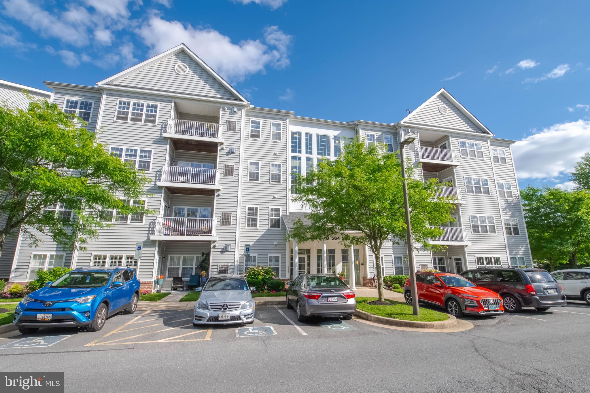 572 HOPKINS LANDING DRIVE 572