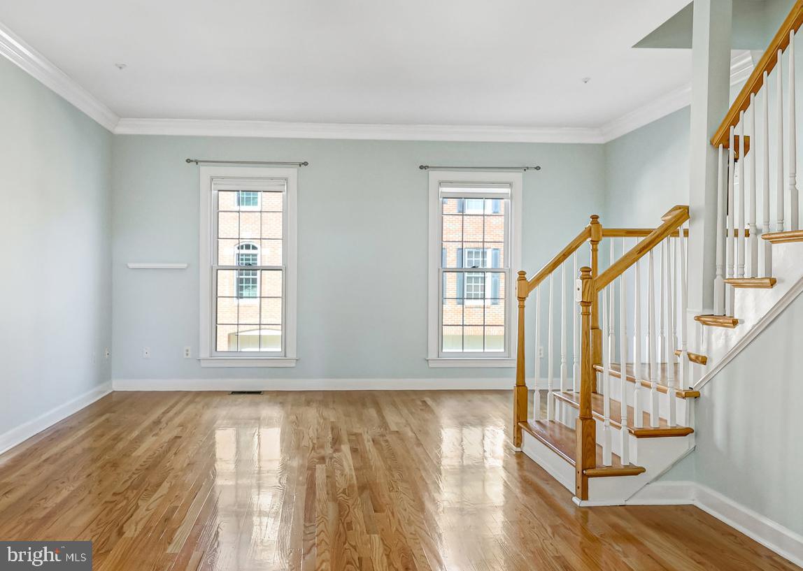 504 N THOMAS STREET B