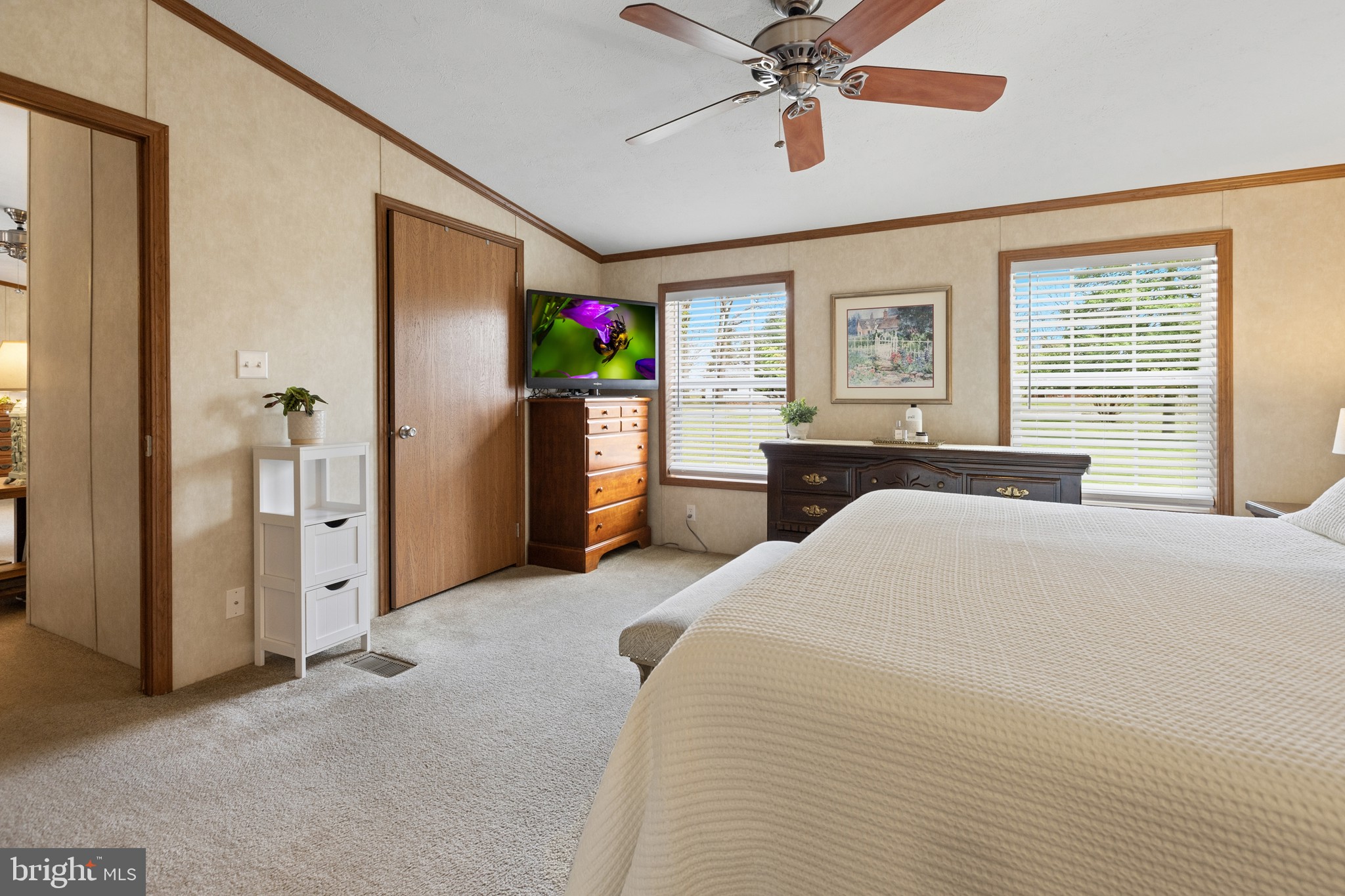 COLLINS AND RUSSELL - Residential