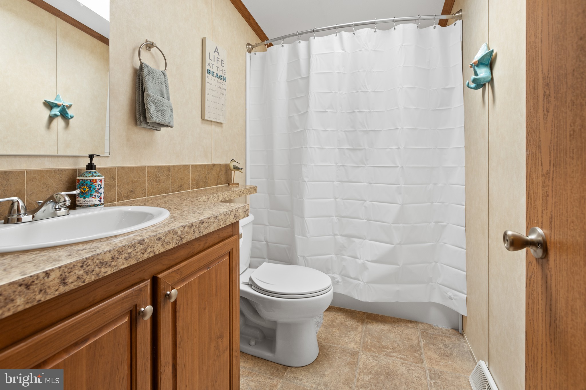 COLLINS AND RUSSELL - Residential