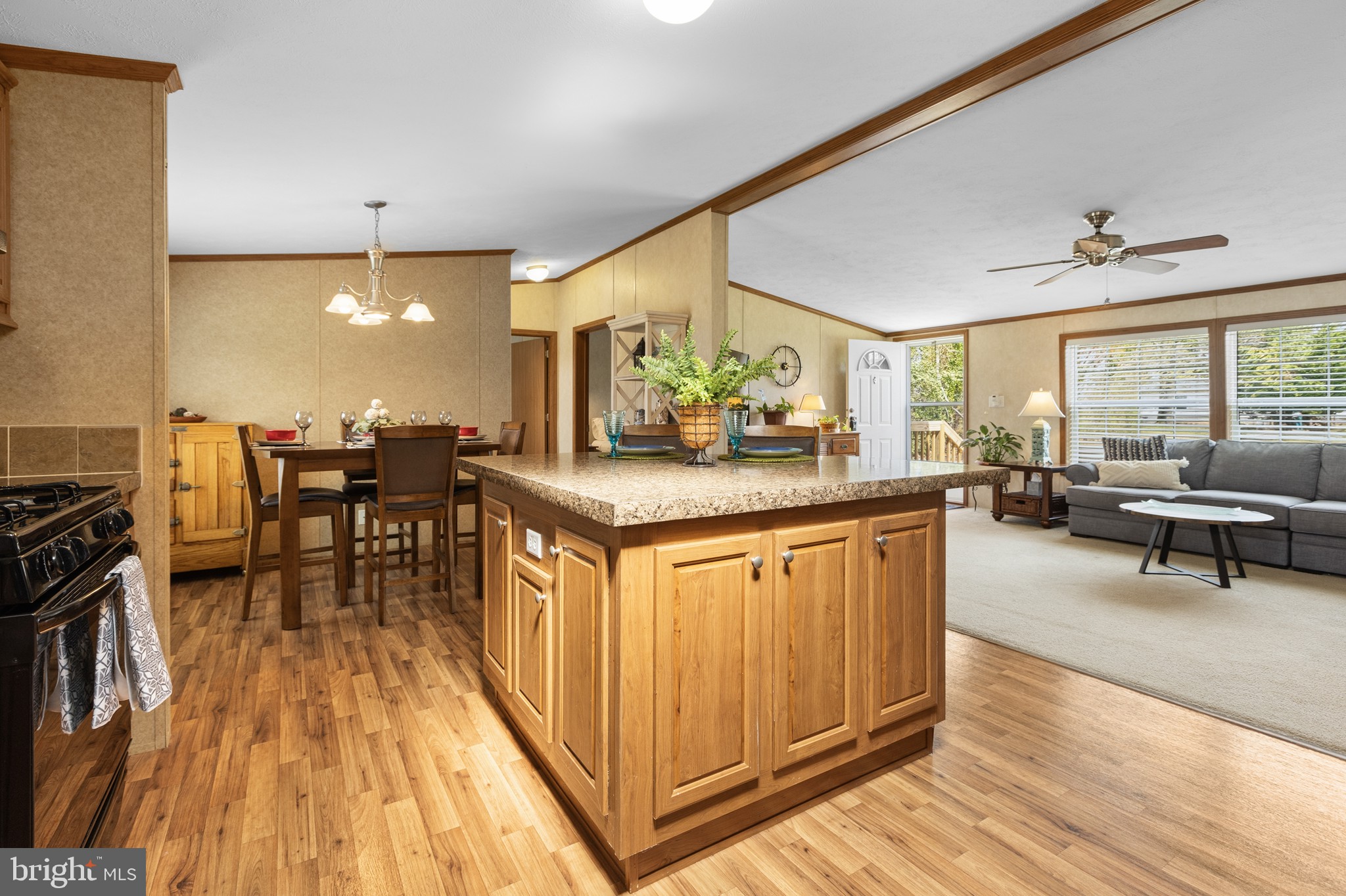 COLLINS AND RUSSELL - Residential