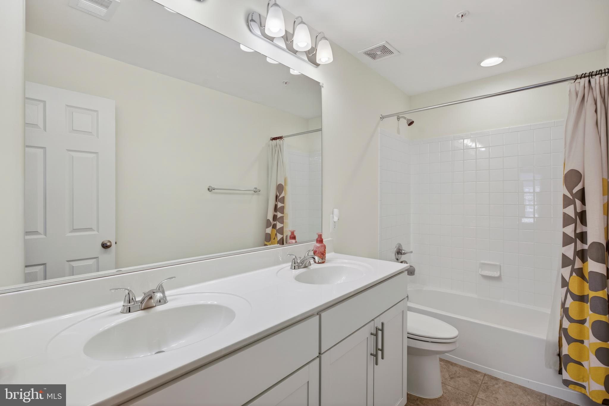 ARDEN PARKE - Residential