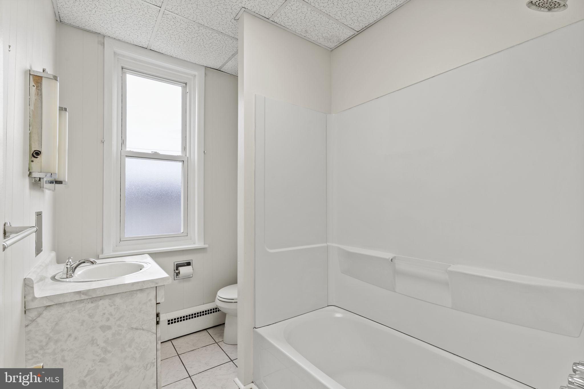 BRIDESBURG - Residential