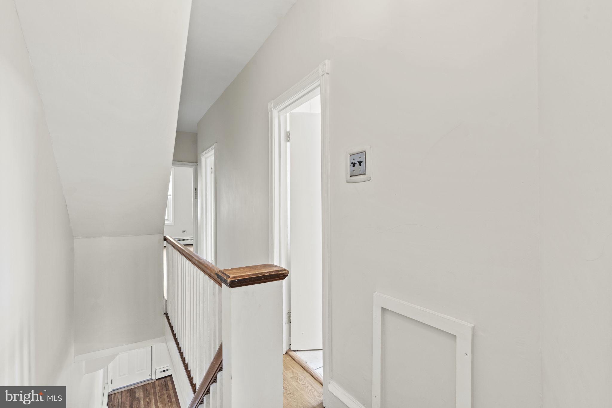 BRIDESBURG - Residential