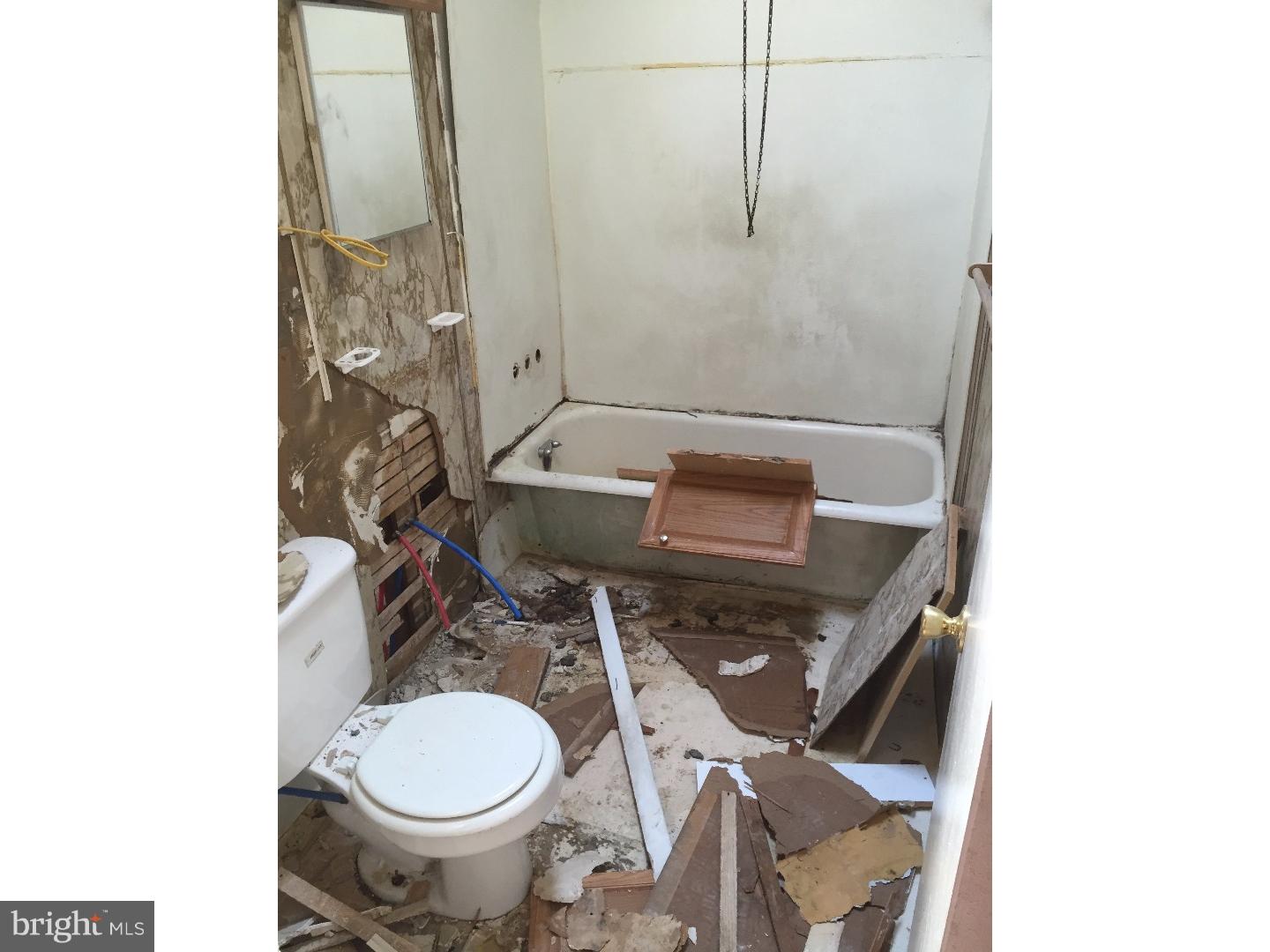 PHILADELPHIA (SOUTHWEST) - Residential