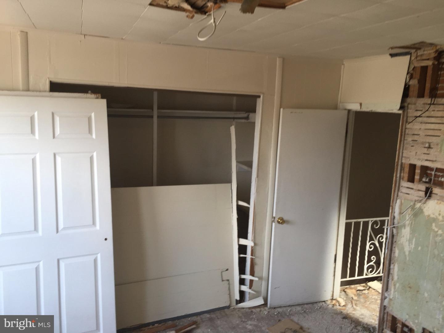 PHILADELPHIA (SOUTHWEST) - Residential