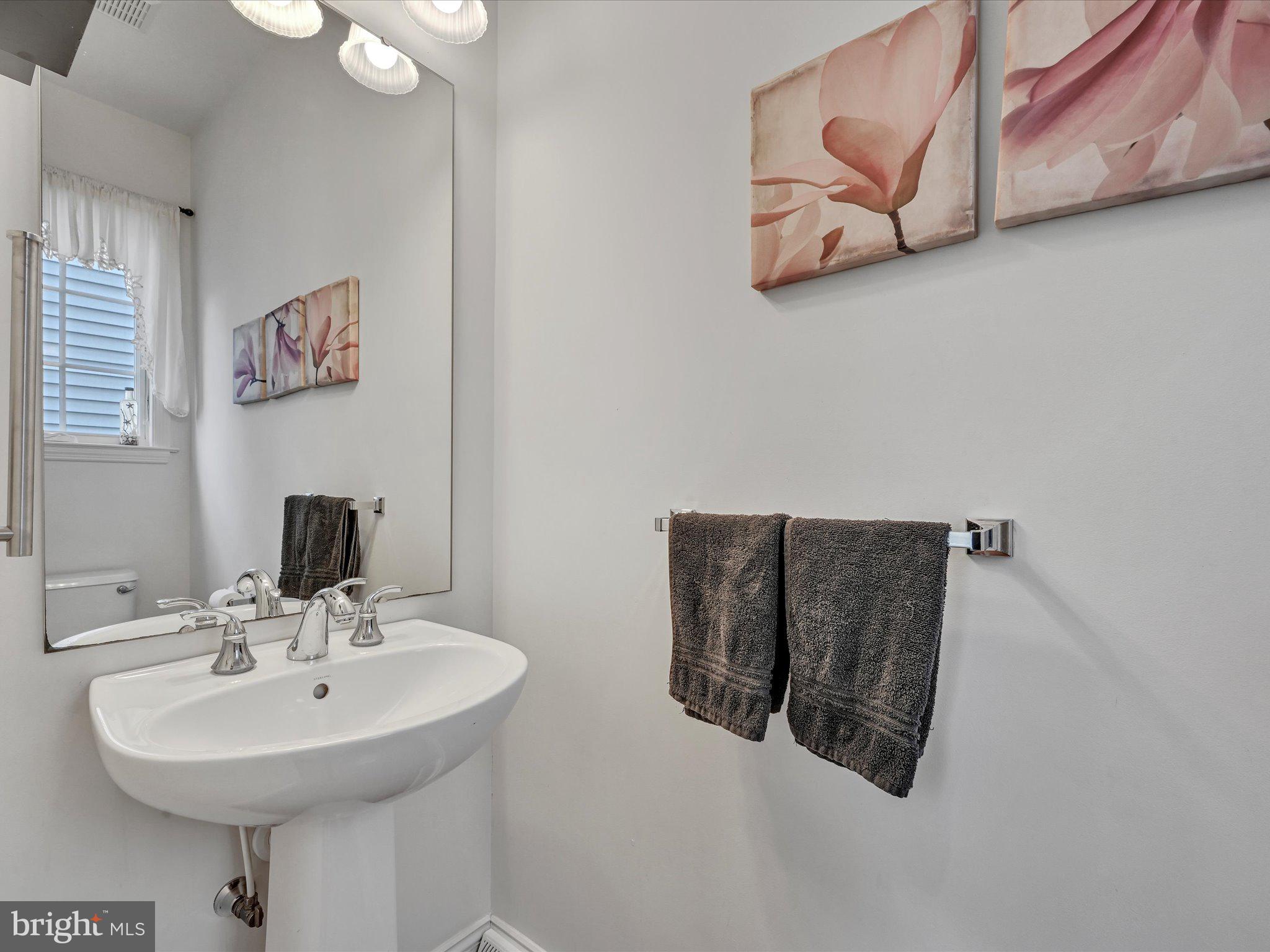 FLORIN HILL - Residential