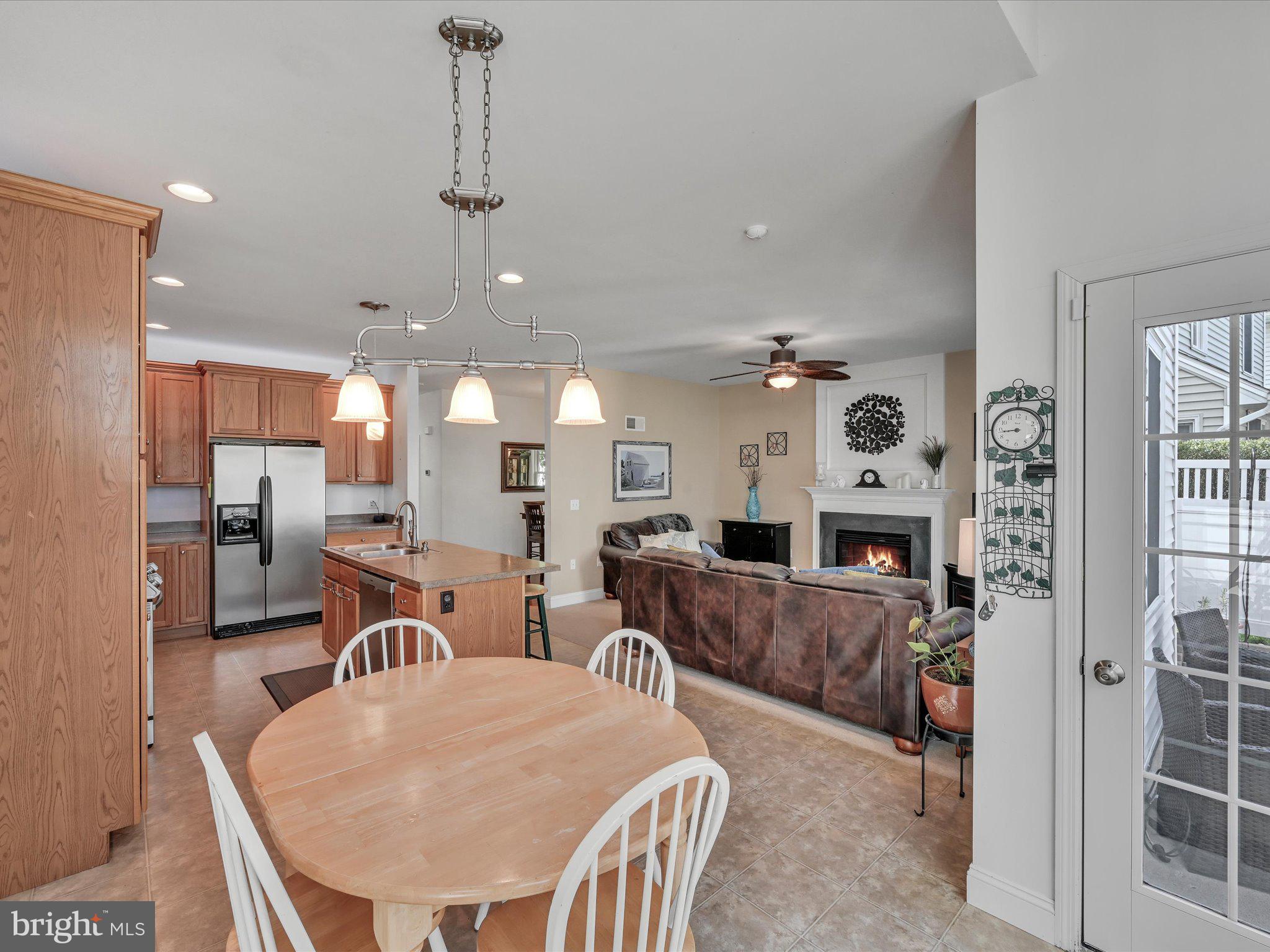 FLORIN HILL - Residential