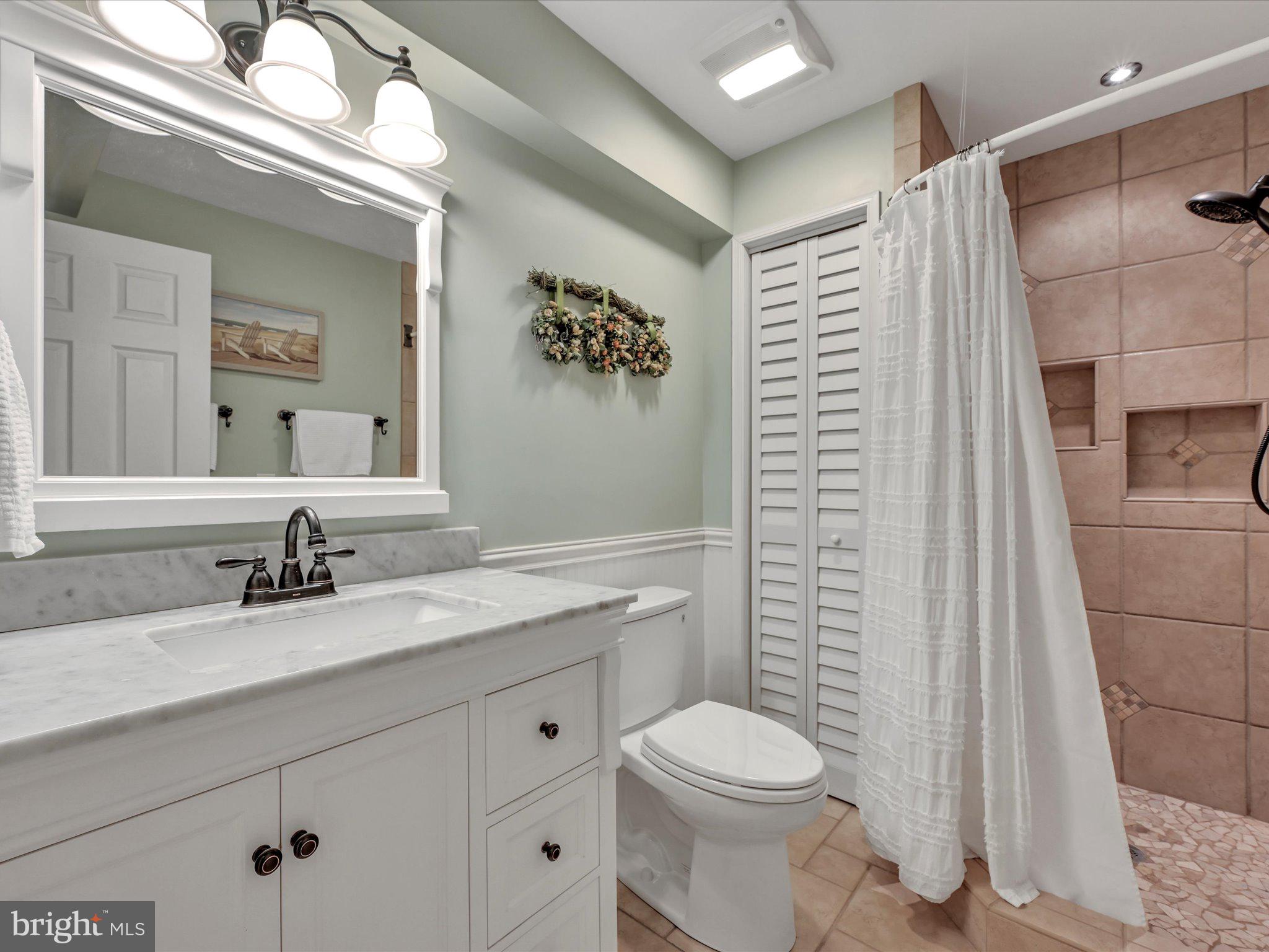 FLORIN HILL - Residential