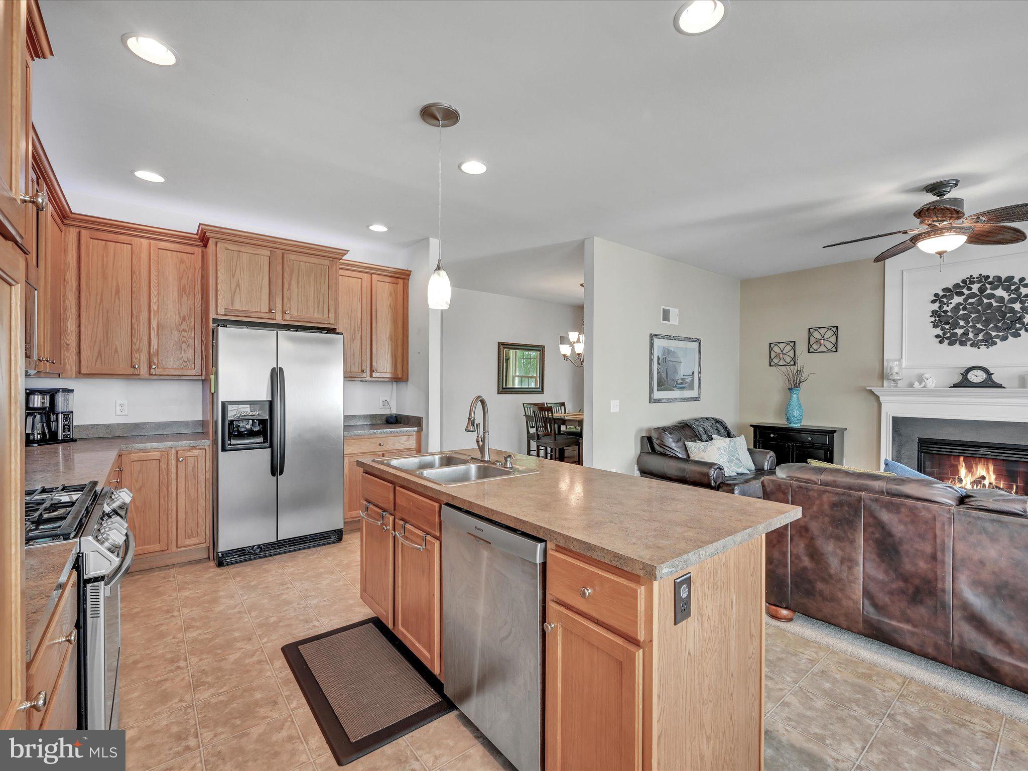 FLORIN HILL - Residential