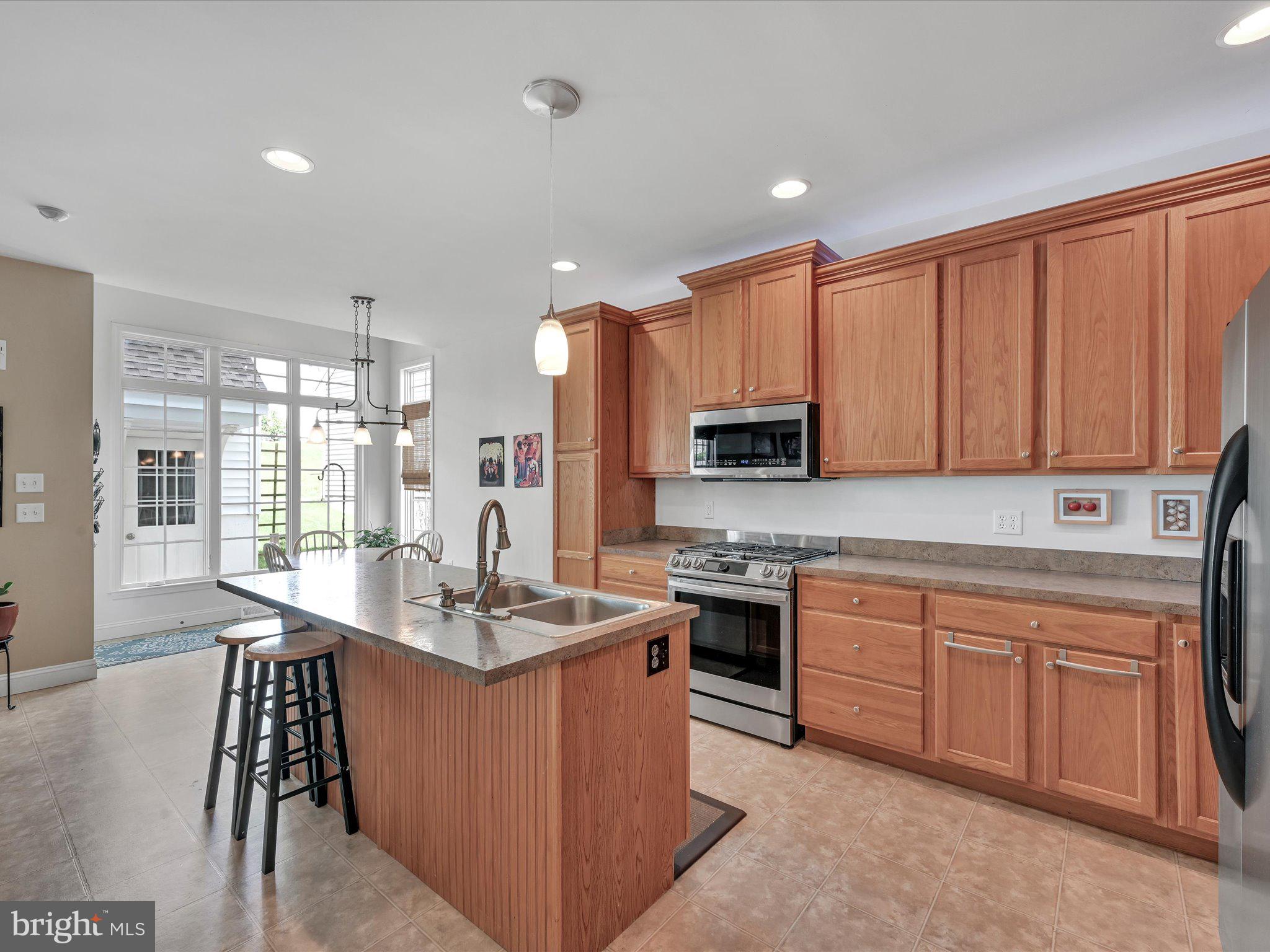 FLORIN HILL - Residential