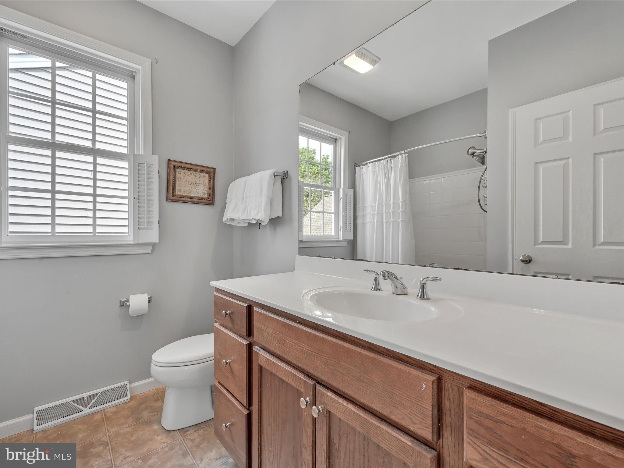 FLORIN HILL - Residential