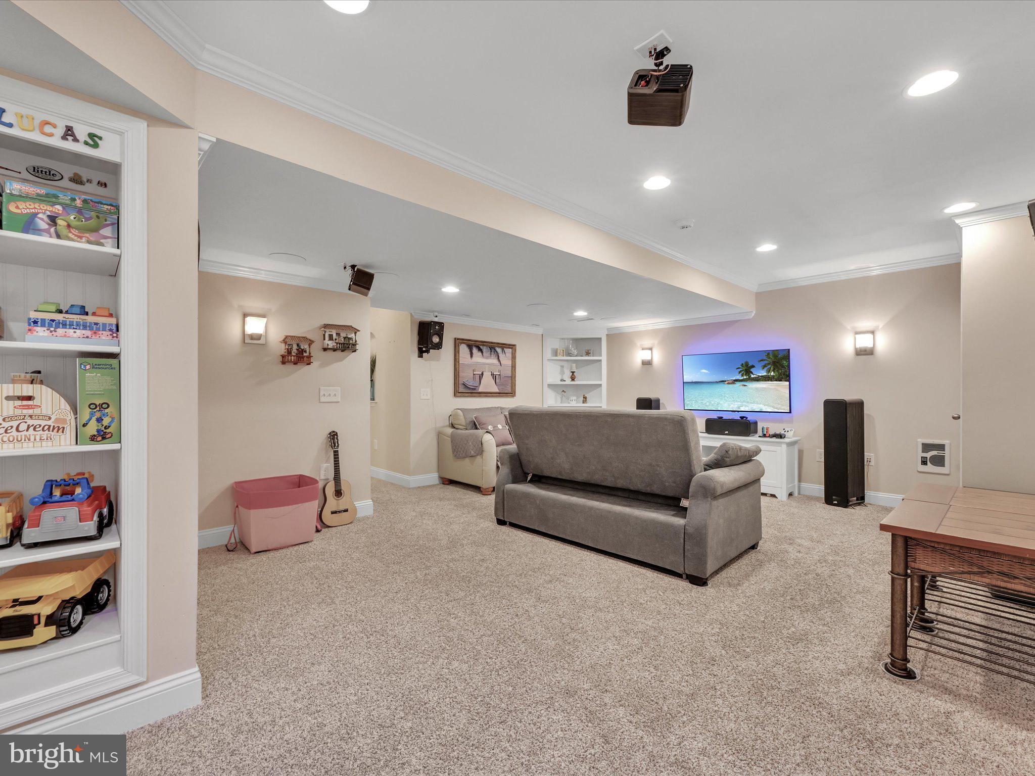 FLORIN HILL - Residential