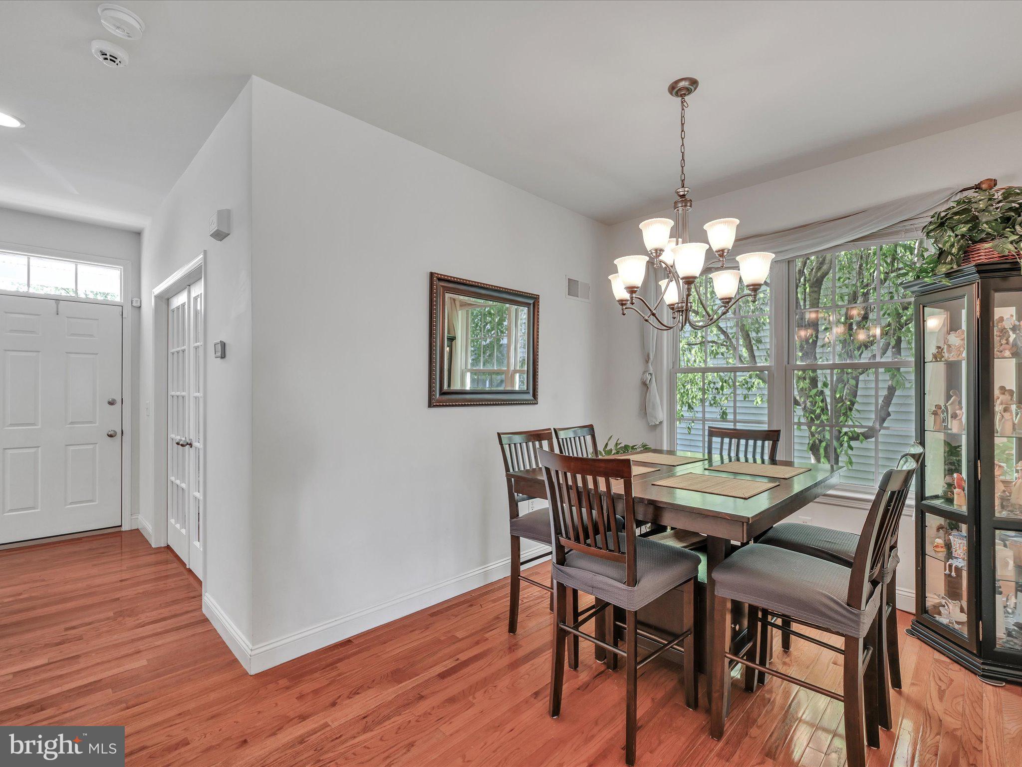 FLORIN HILL - Residential