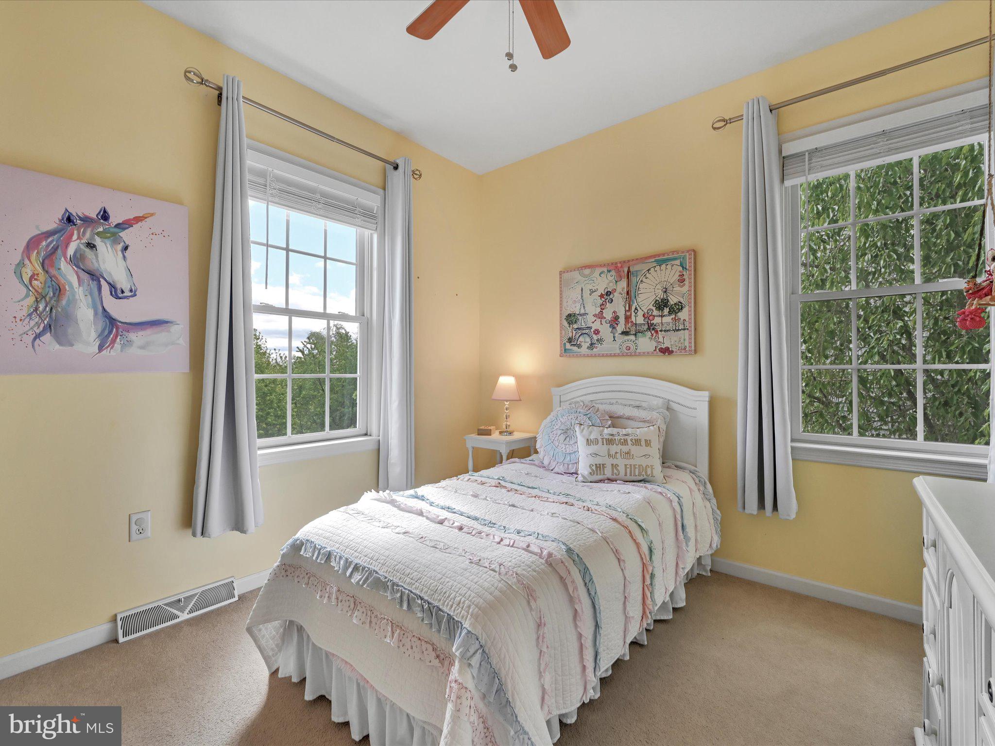 FLORIN HILL - Residential