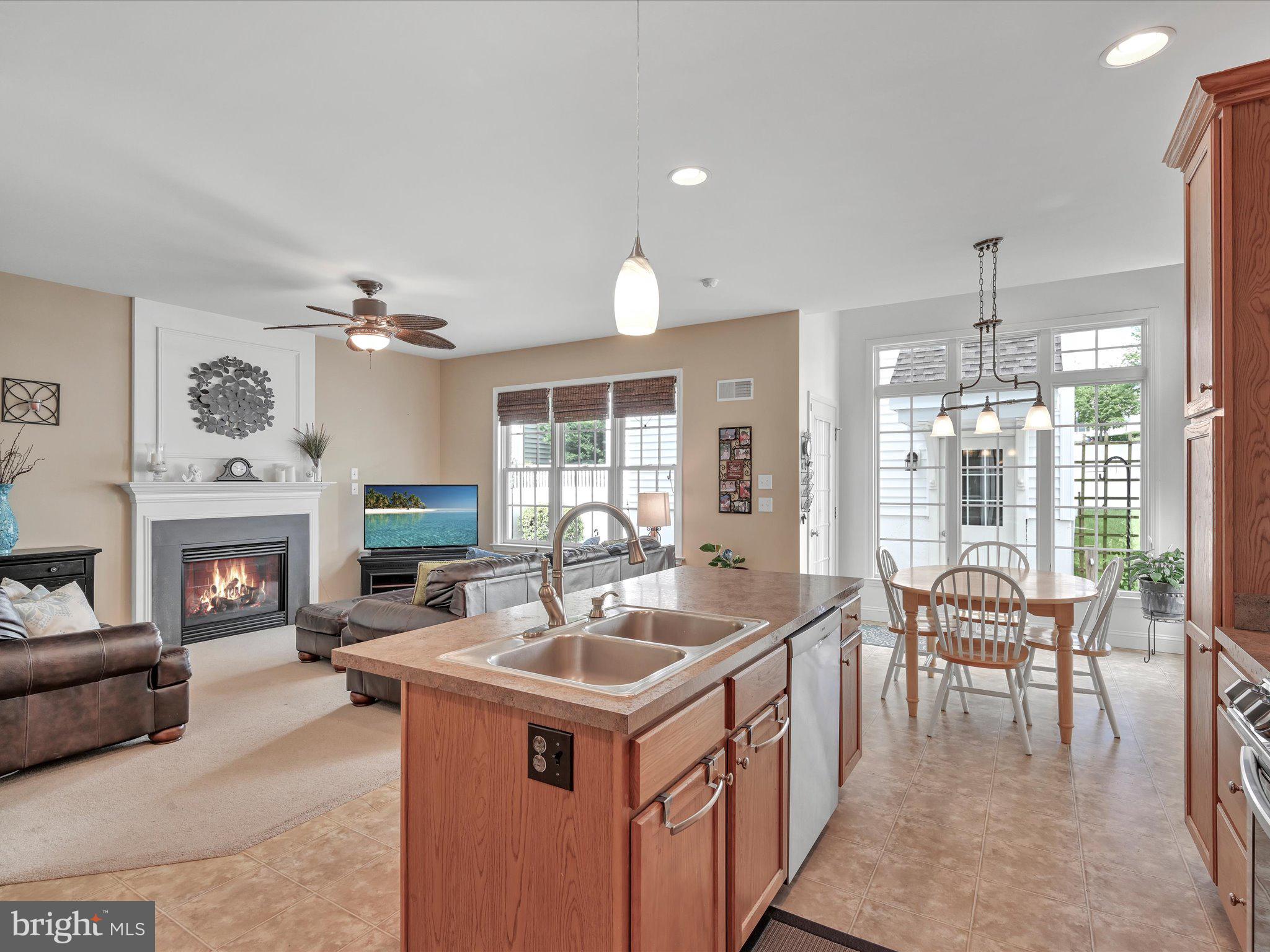 FLORIN HILL - Residential