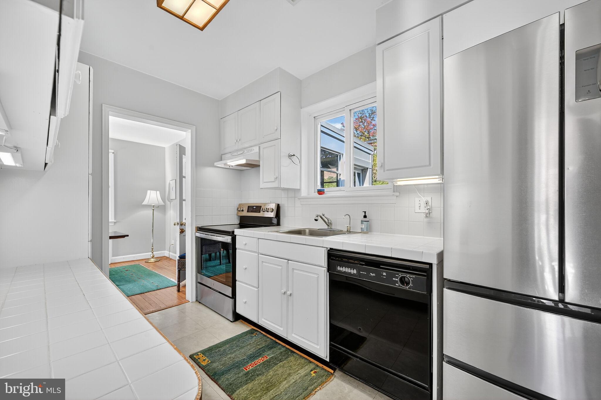 HIGHLAND VIEW - Residential