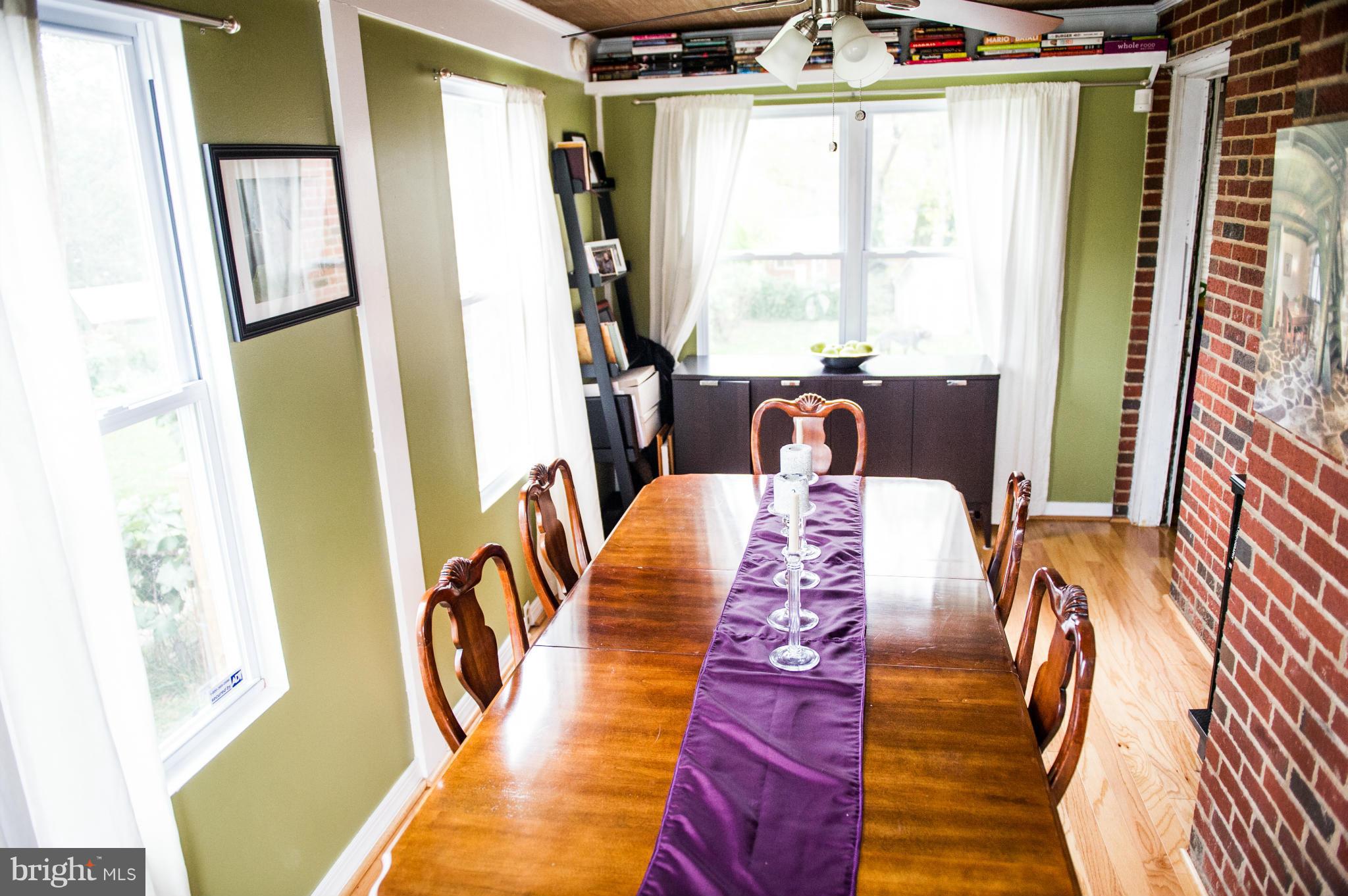 GLENVIEW - Residential