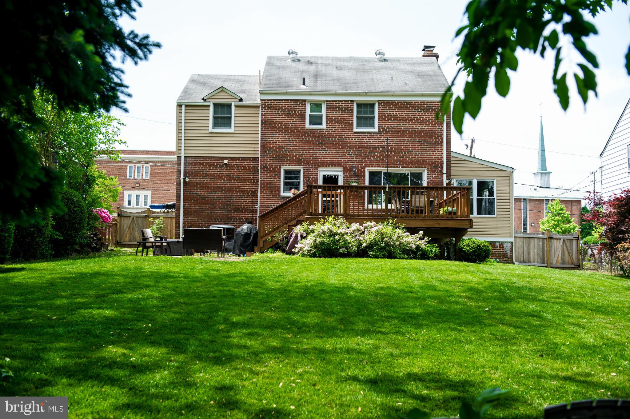 GLENVIEW - Residential