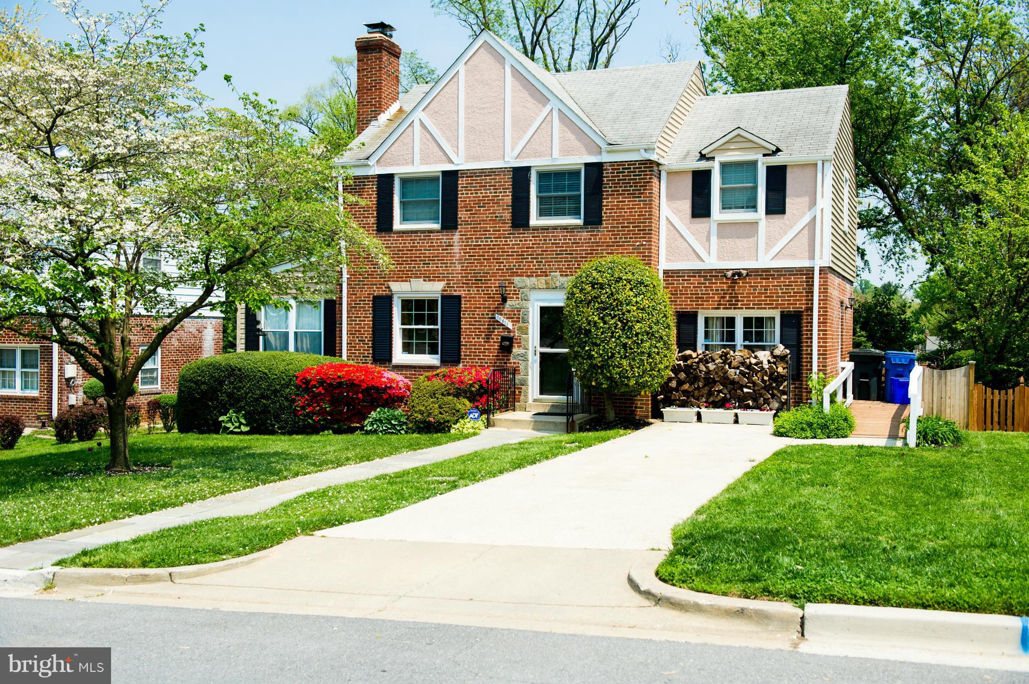 GLENVIEW - Residential