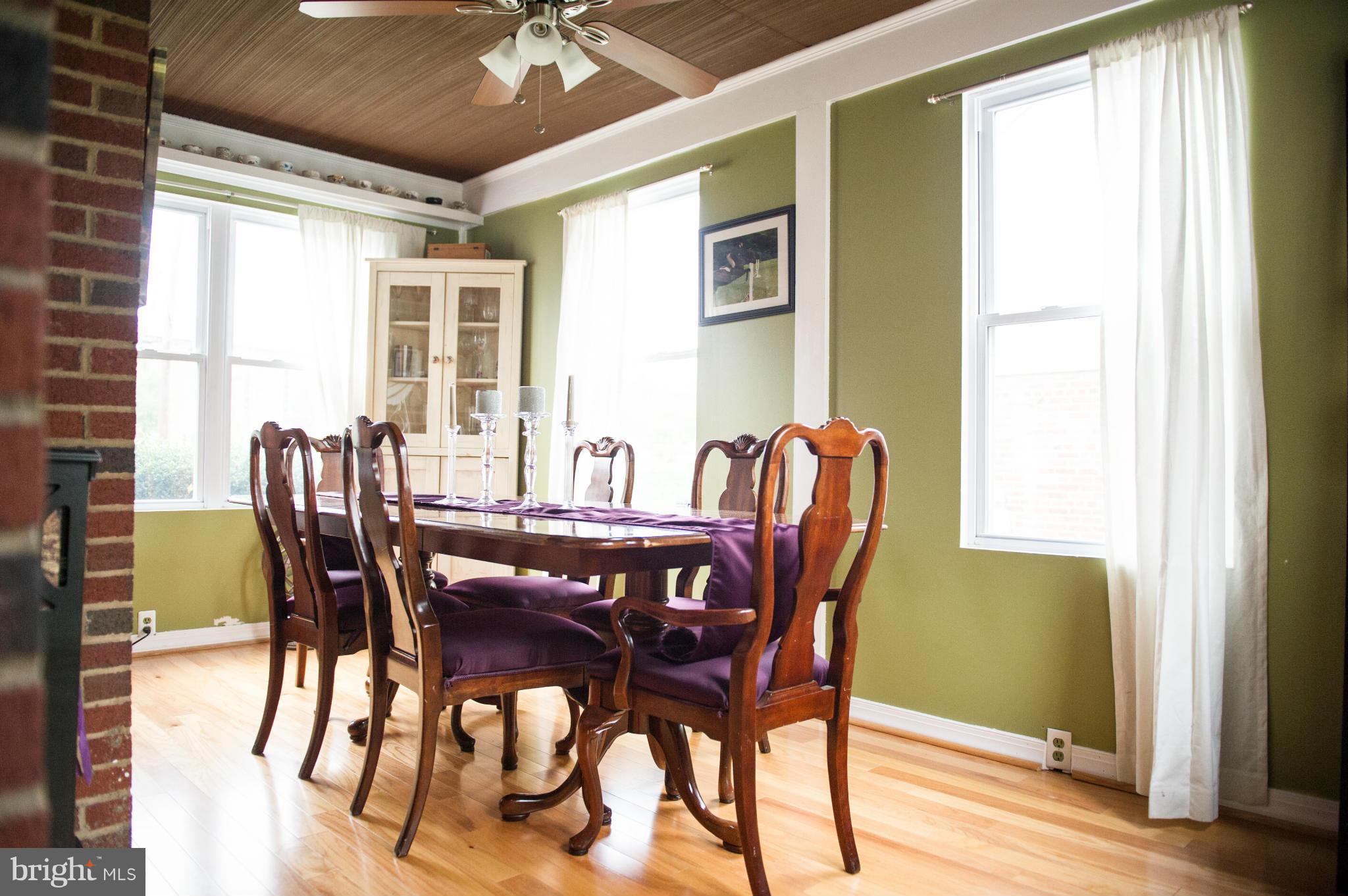 GLENVIEW - Residential