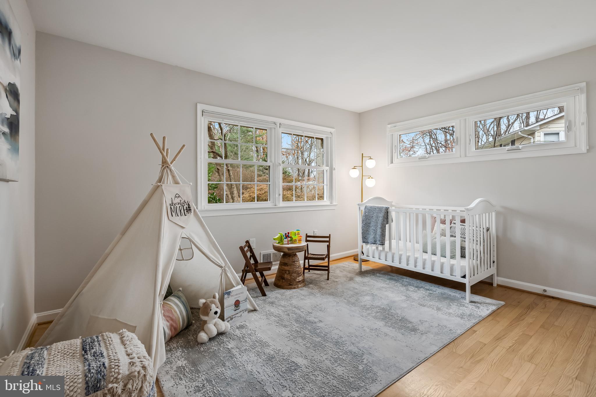 CHESTERBROOK WOODS - Residential