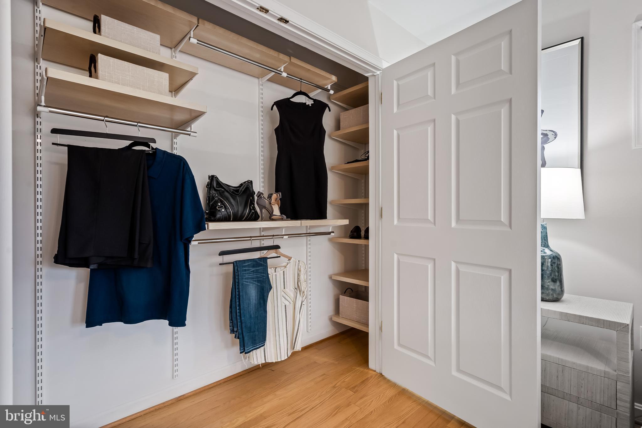 CHESTERBROOK WOODS - Residential