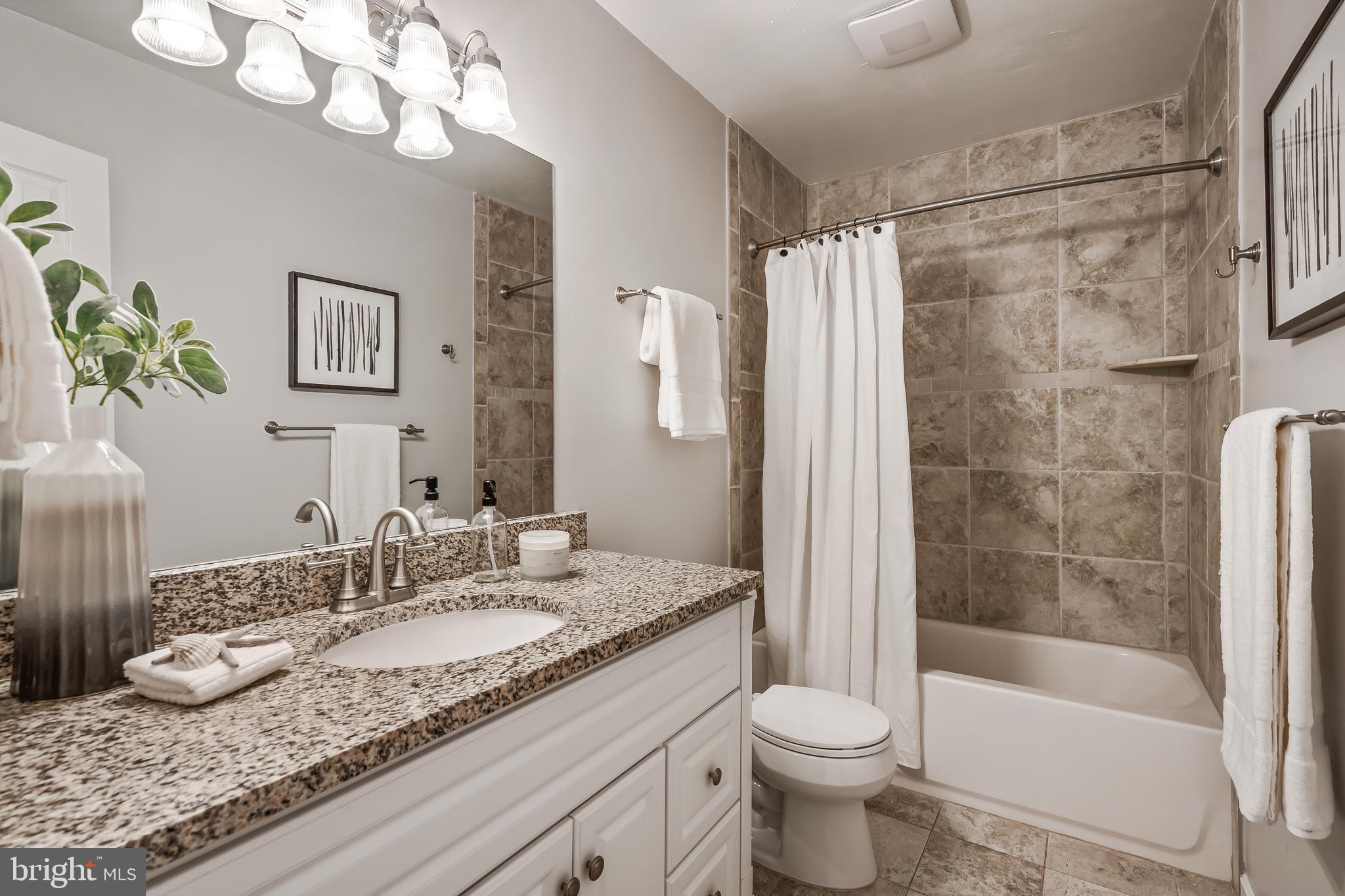 CHESTERBROOK WOODS - Residential