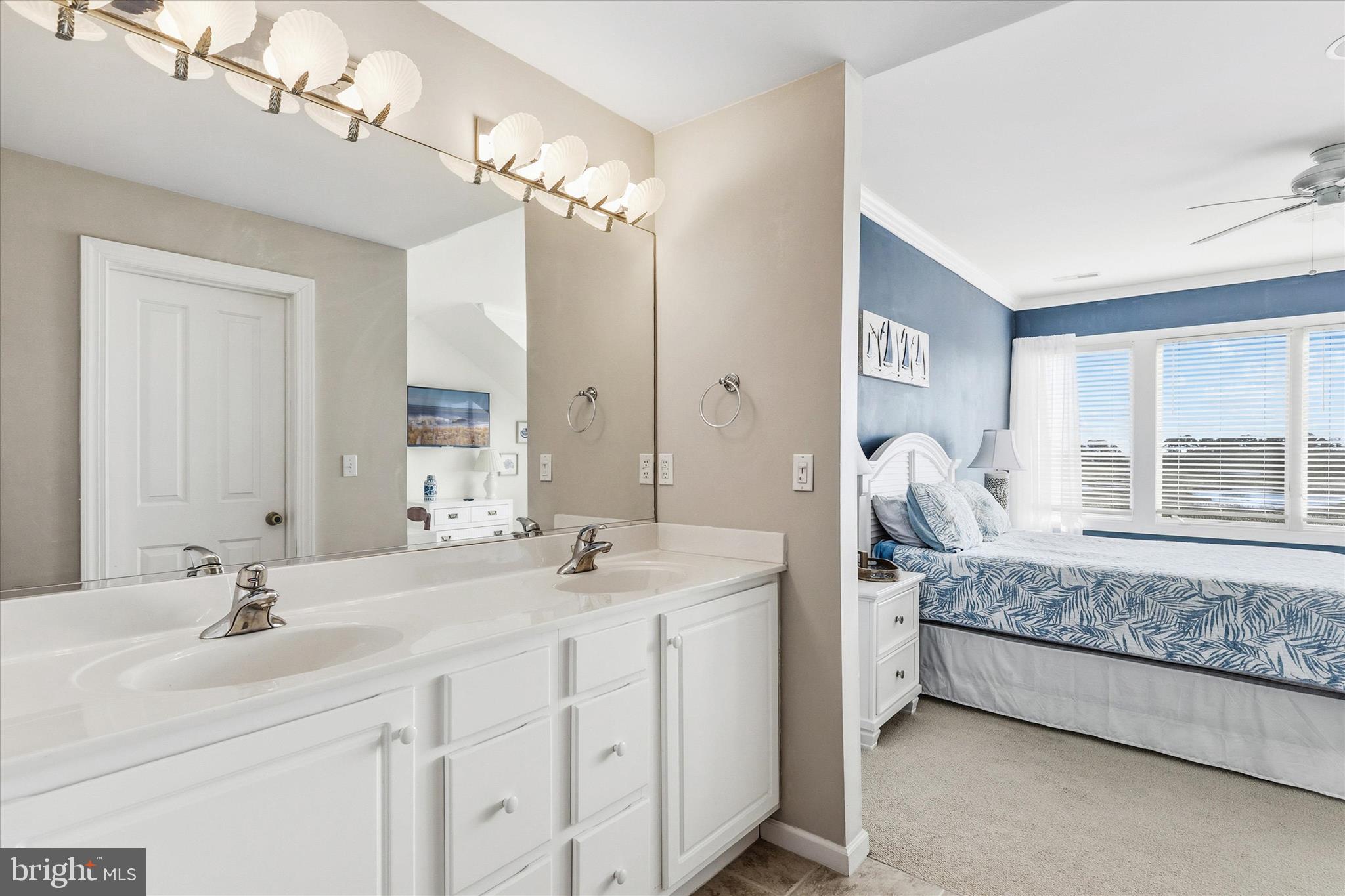 BAYVILLE SHORES - Residential